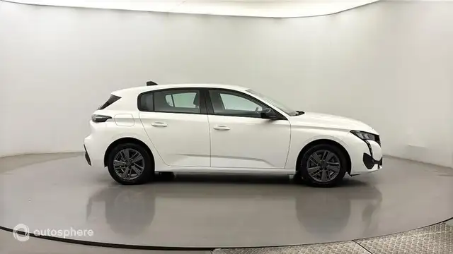 Peugeot 308 view 4