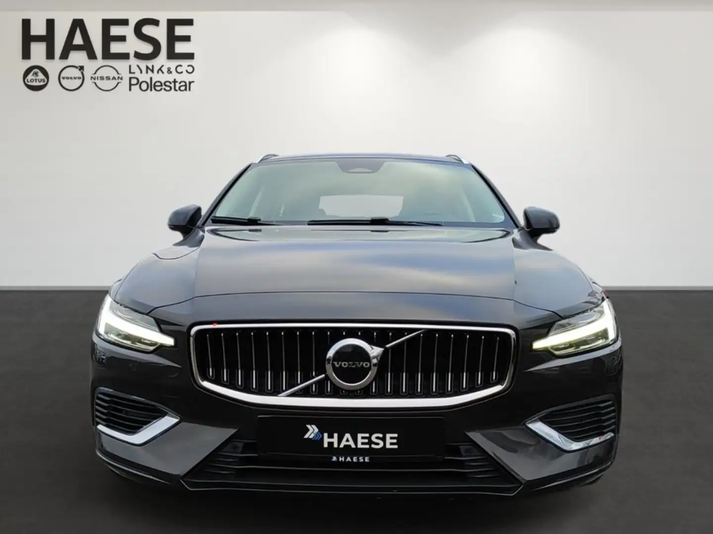 Volvo V60 T6 Plus Bright Recharge Plug-In Hybrid AWD StandHZ Braun - 2