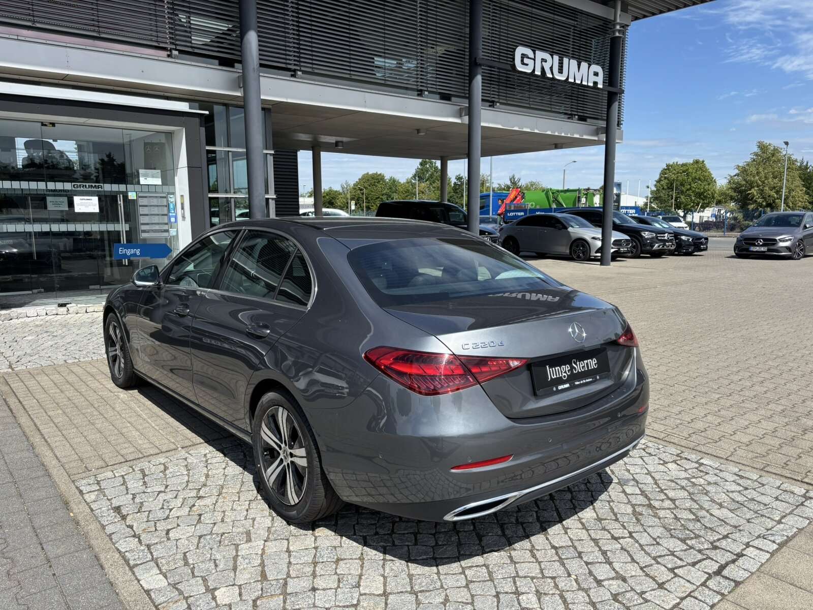 Mercedes-Benz C 220