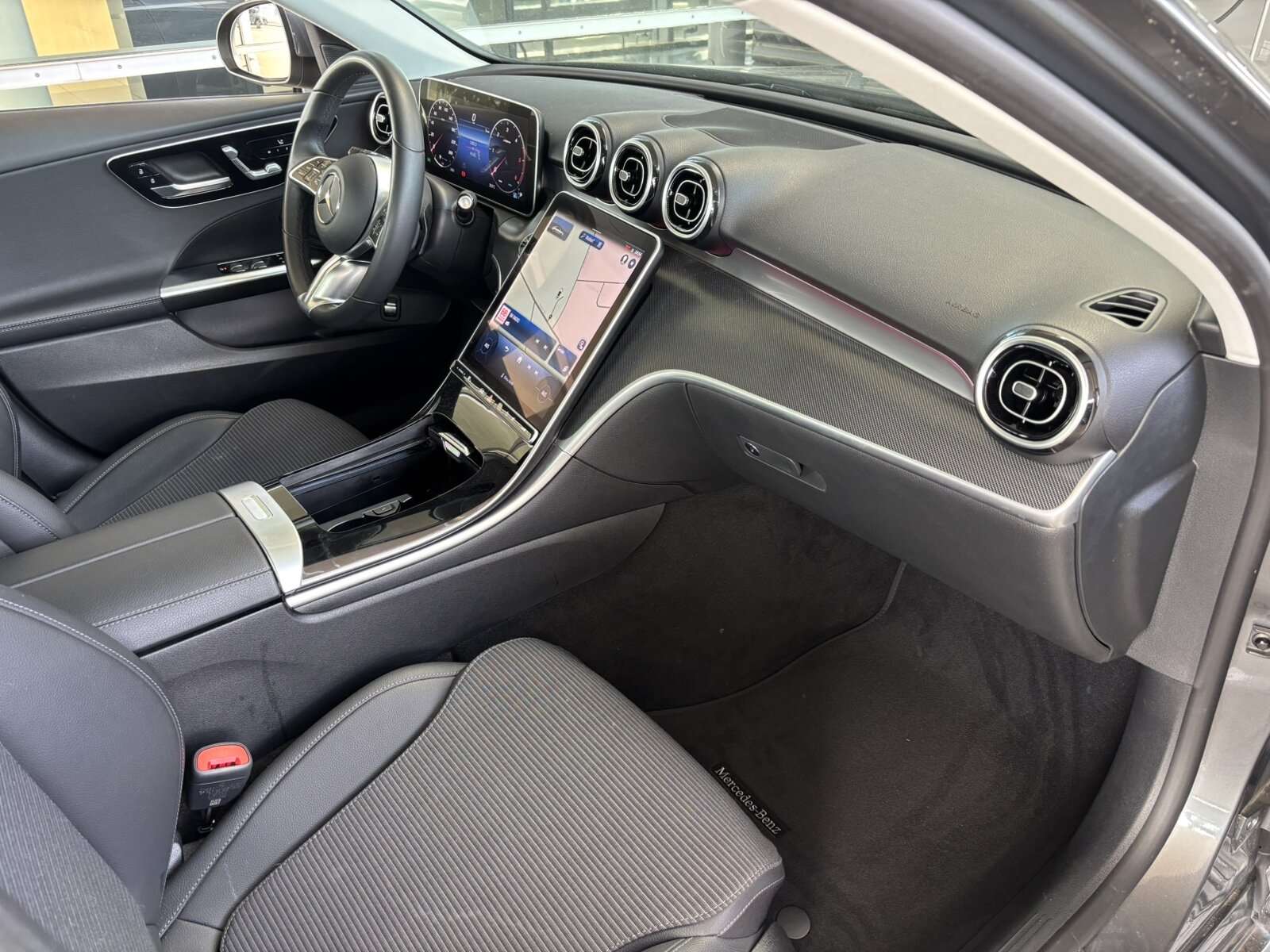 Mercedes-Benz C 220