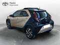 Toyota Aygo X 1.0B (72 CV) Lounge Air S-CVT Beige - thumbnail 5