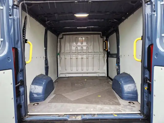 Peugeot Boxer view 8
