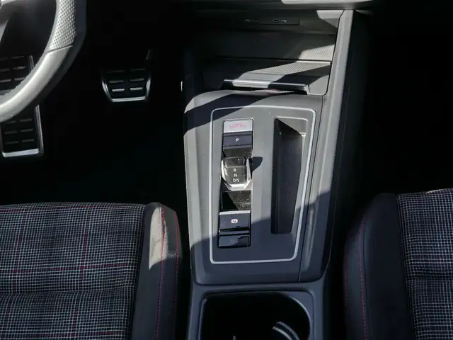 Volkswagen Golf view 7
