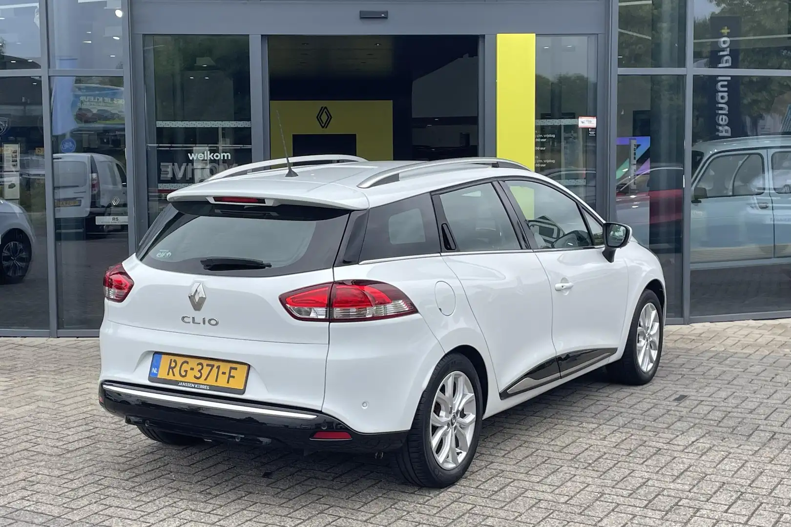 Renault Clio Estate 0.9 TCe Intens | Trekhaak afneembaar | Navi Wit - 2