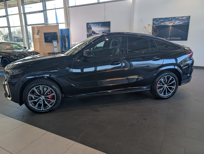 BMW X6 xDrive30d M Sport Navi Tempom.aktiv Panoramadach B — photo 11