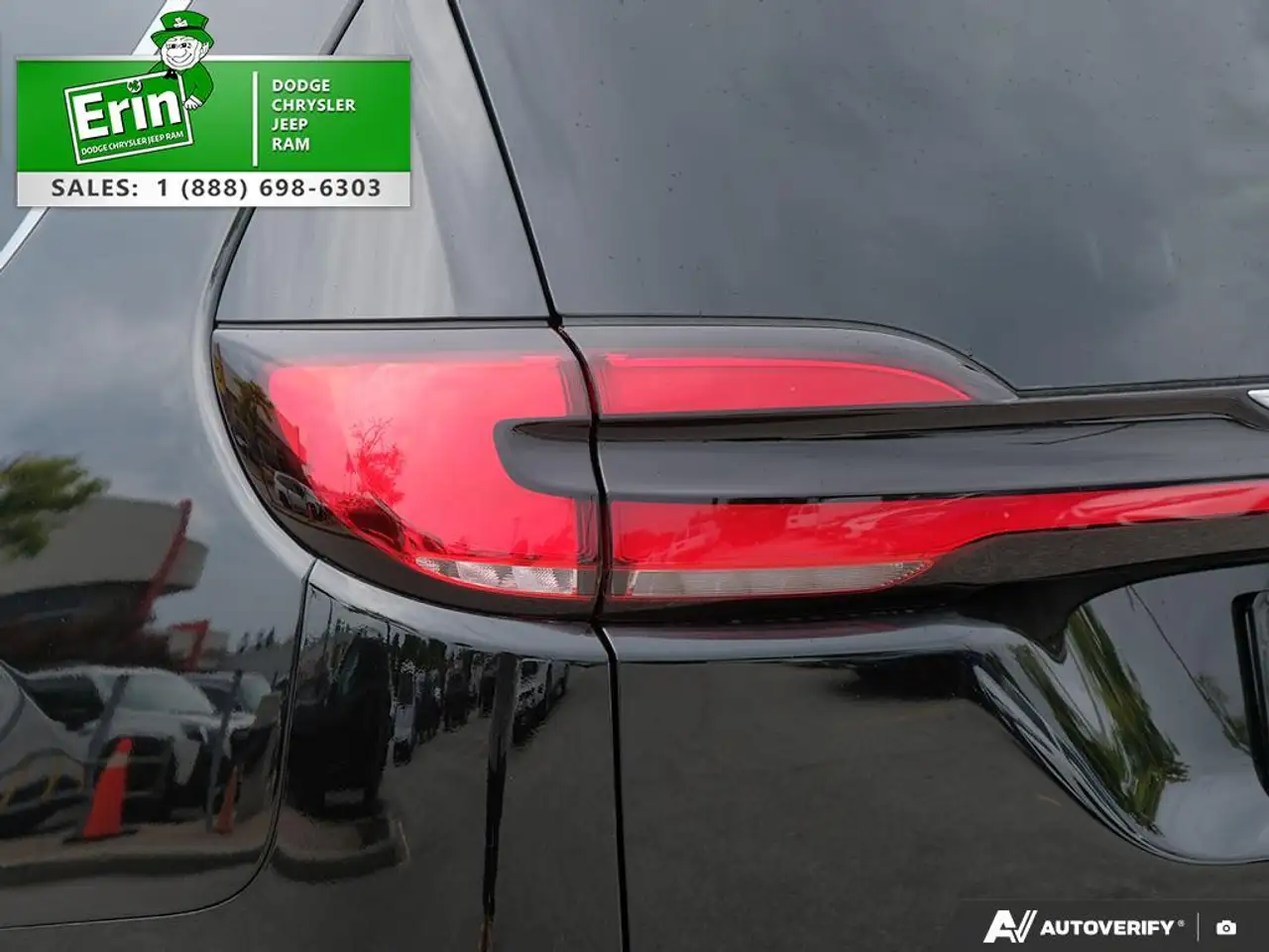 Chrysler Pacifica снимка Chrysler Pacifica