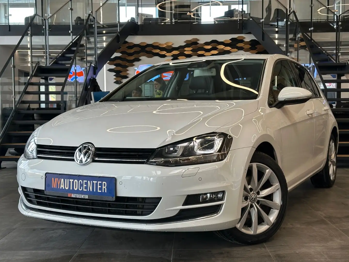 Volkswagen Golf VII Lim. Highline BMT *Scheckheft*Klima*SHZ Bianco - 1