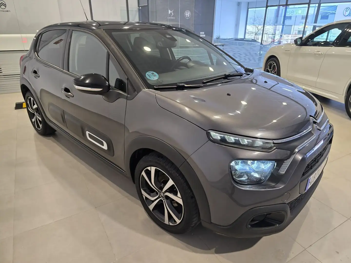 Citroen C3 83cv SHINE Gris - 2