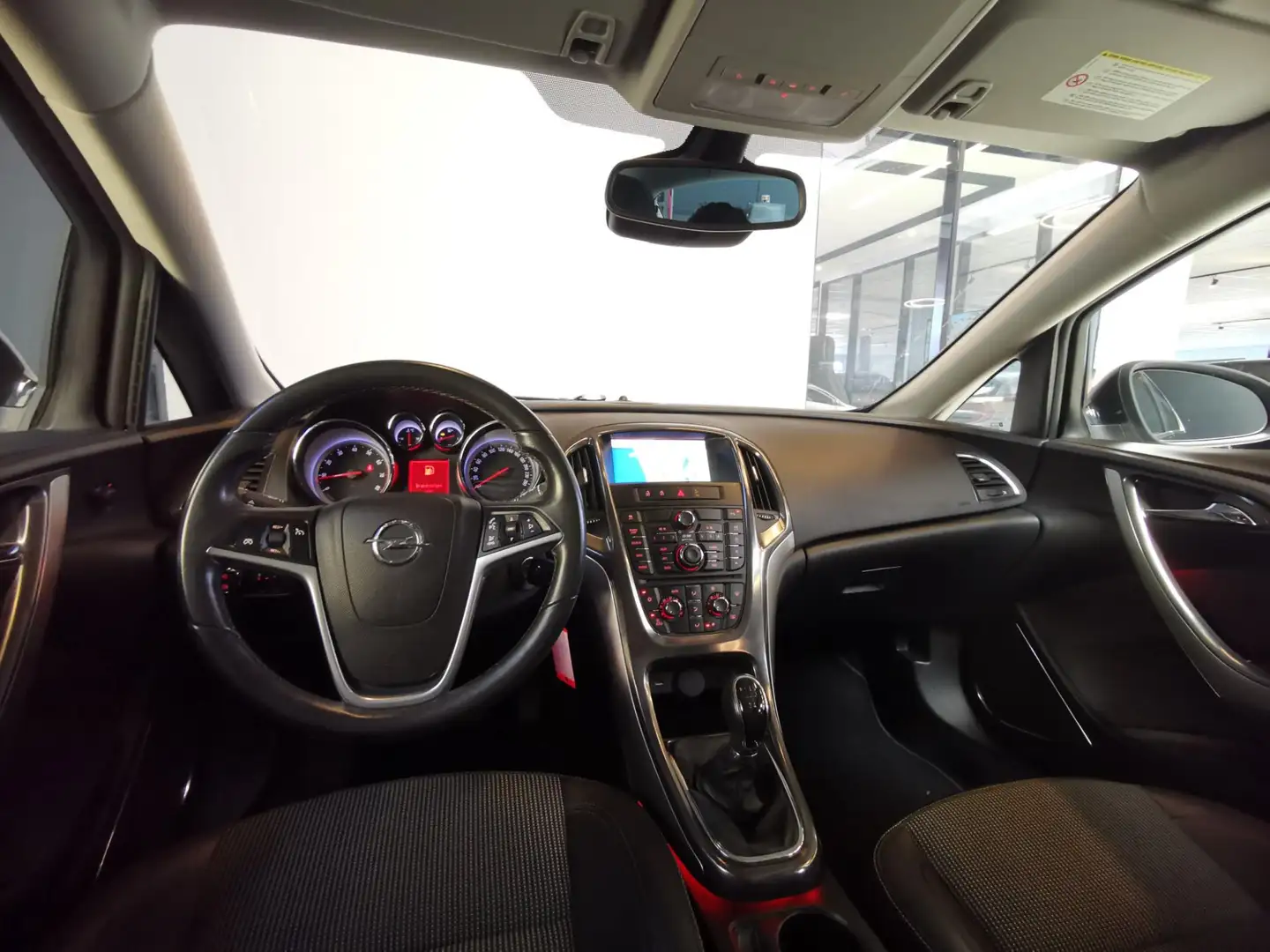 Opel Astra 1.6 Cosmo | NAVI | AIRCO | CRUISE | TREKHAAK | PDC Zwart - 2