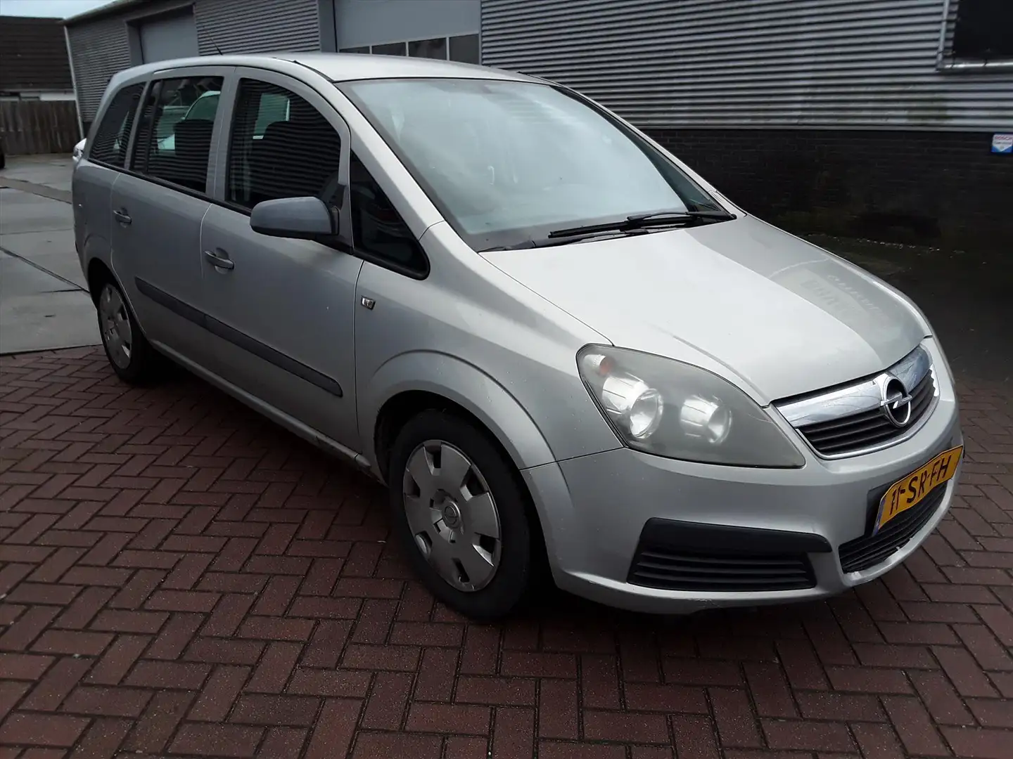 Opel Zafira 1.6 16V BUSINESS Beige - 2
