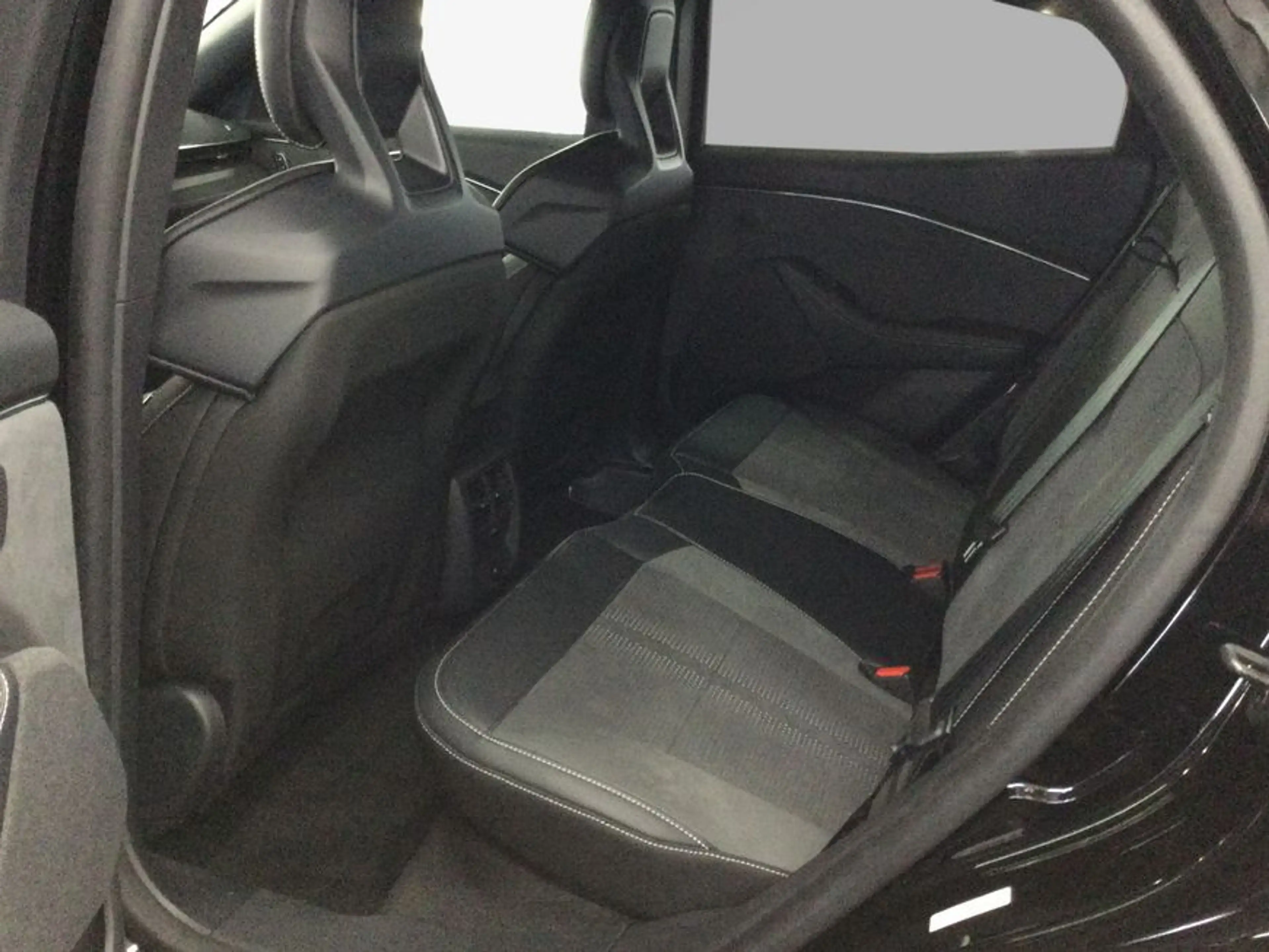 Ford Mustang Mach-E AWD GT 358 kW, 5-türig (Strom) — photo 8