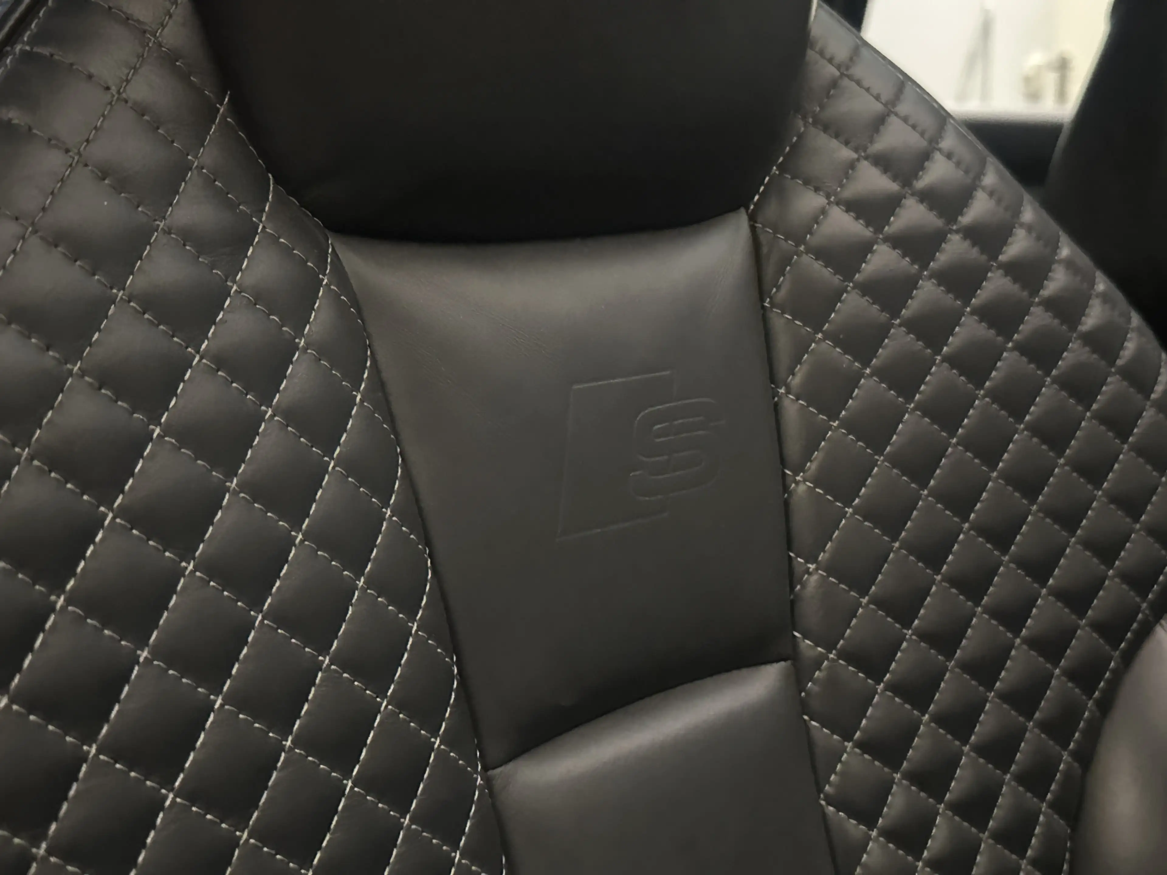 Audi S3 2.0 TFSI quattro A3 Limousine *AC*Heatseat*Navi*Au — photo 14