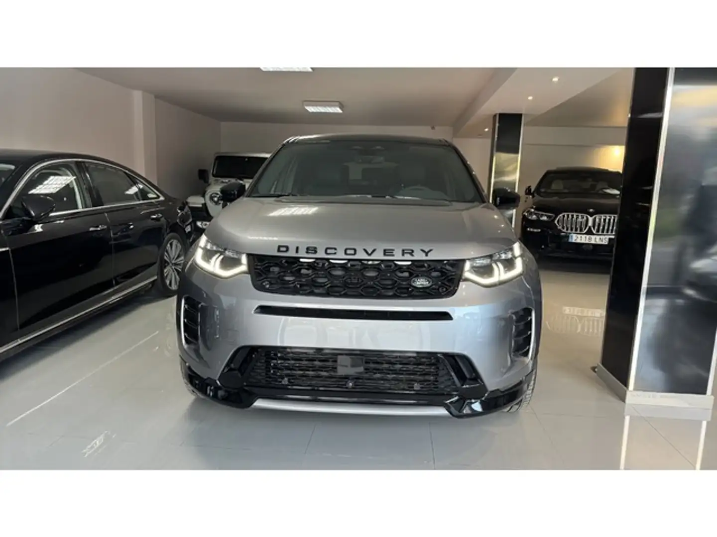 Land Rover Discovery Sport 2.0D TD4 MHEV Dynamic SE AWD Auto 163 Gri - 2