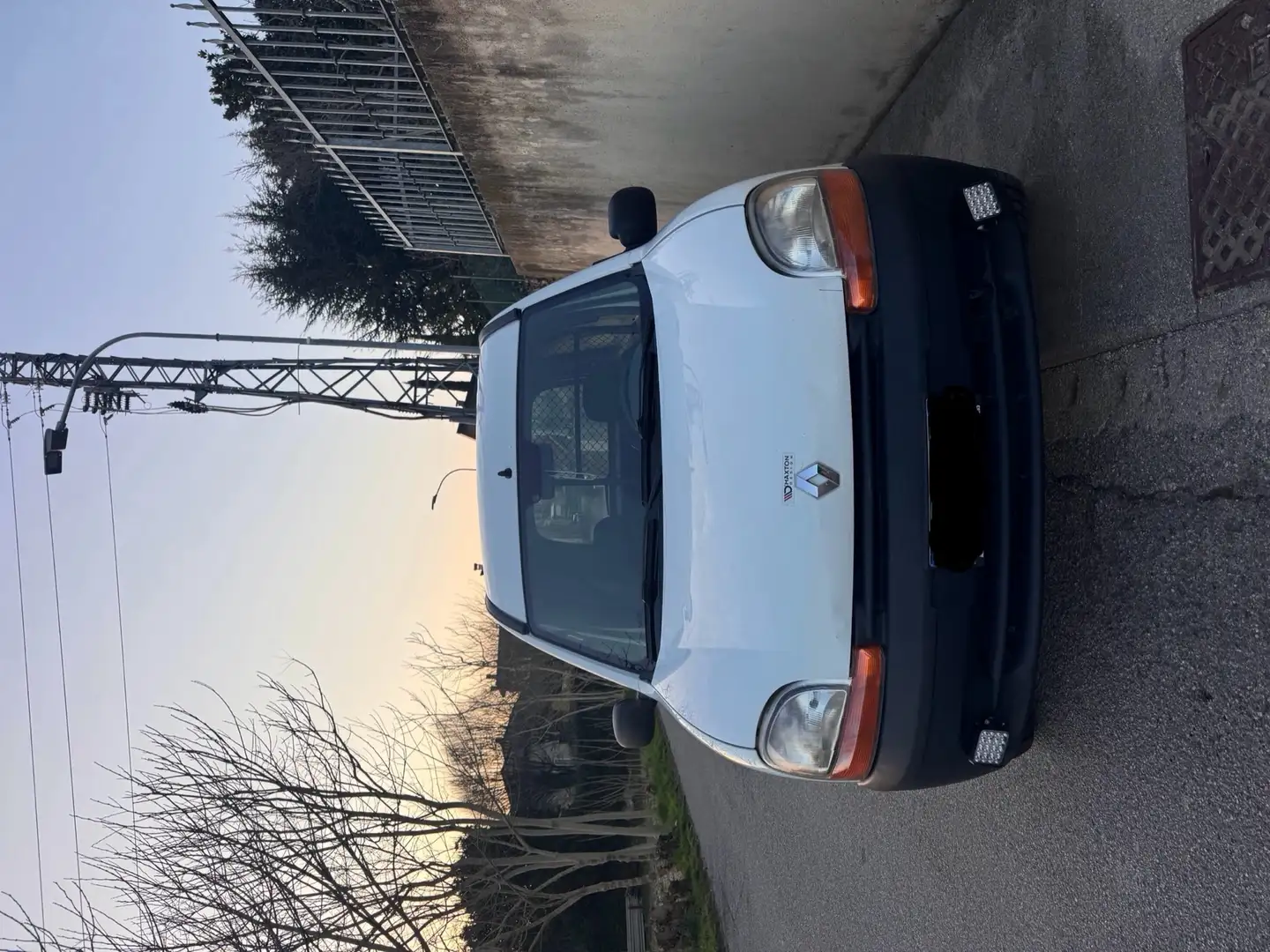 Renault Kangoo 4p 1.9 dti RN - 1