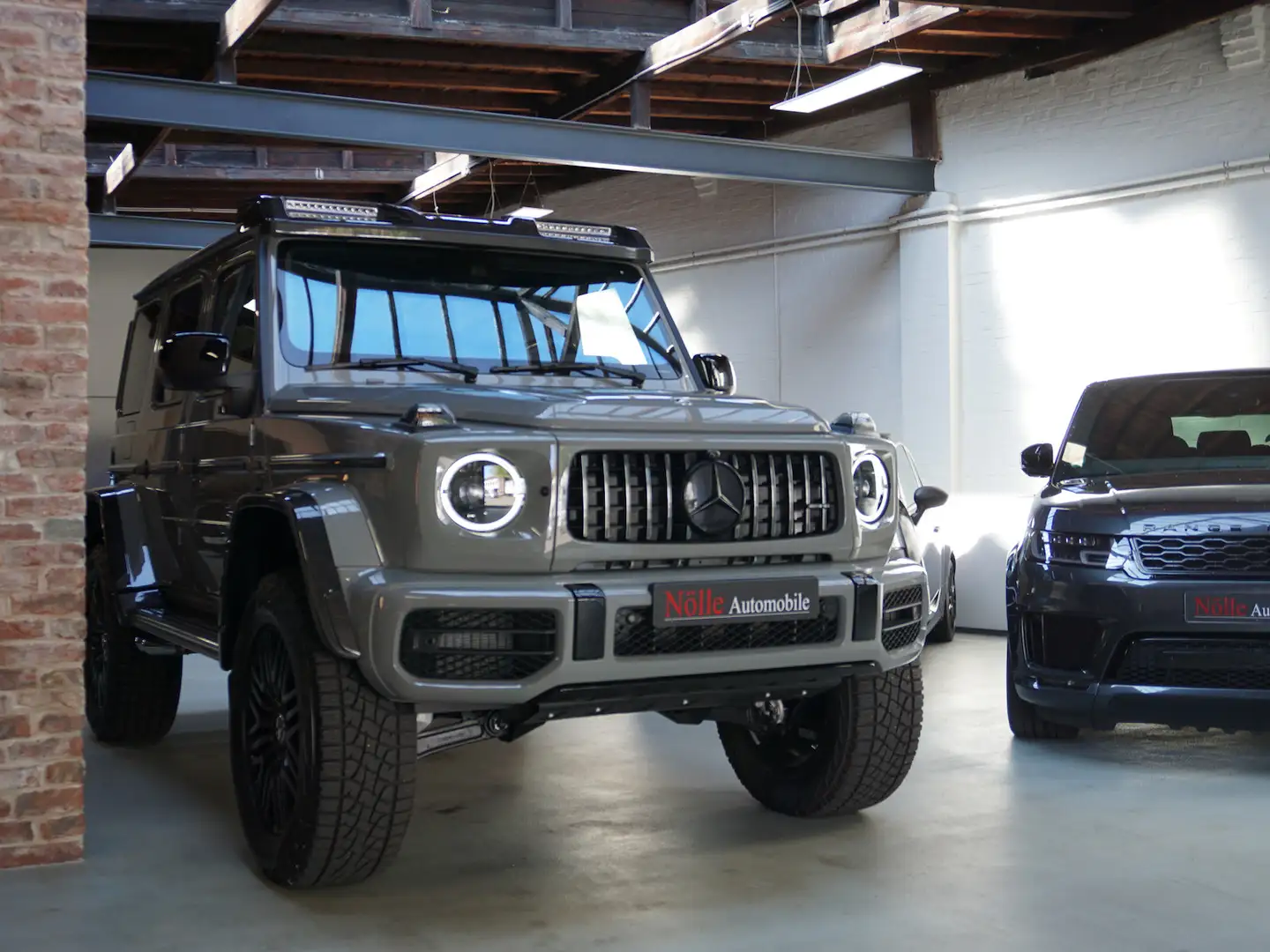 Mercedes-Benz G 63 AMG 4X4 ² Night II 360° Carbon MY24 sofort! Сірий - 2