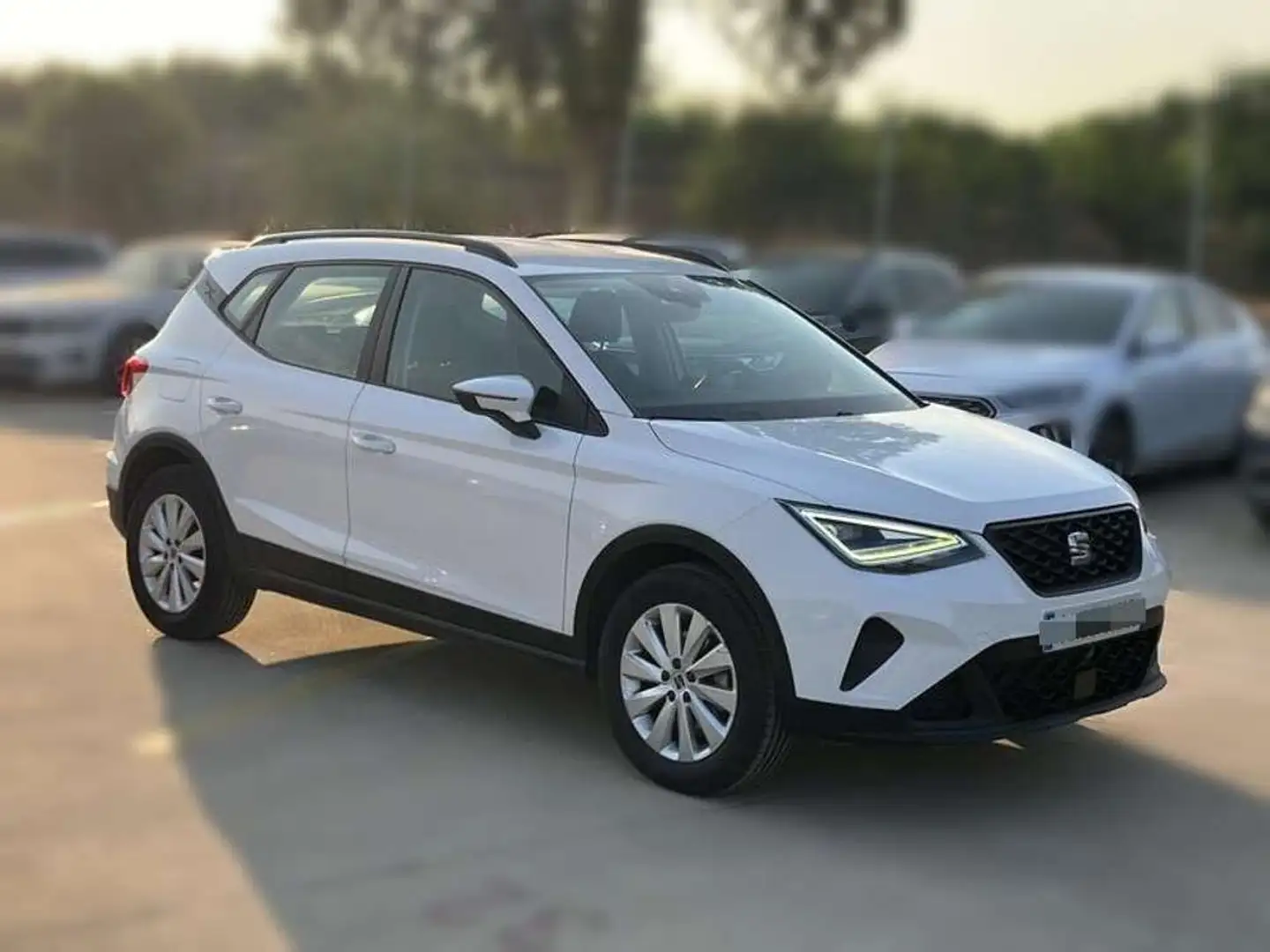 SEAT Arona 1.0 TSI 81kW (110CV) Style XL Blanco - 2