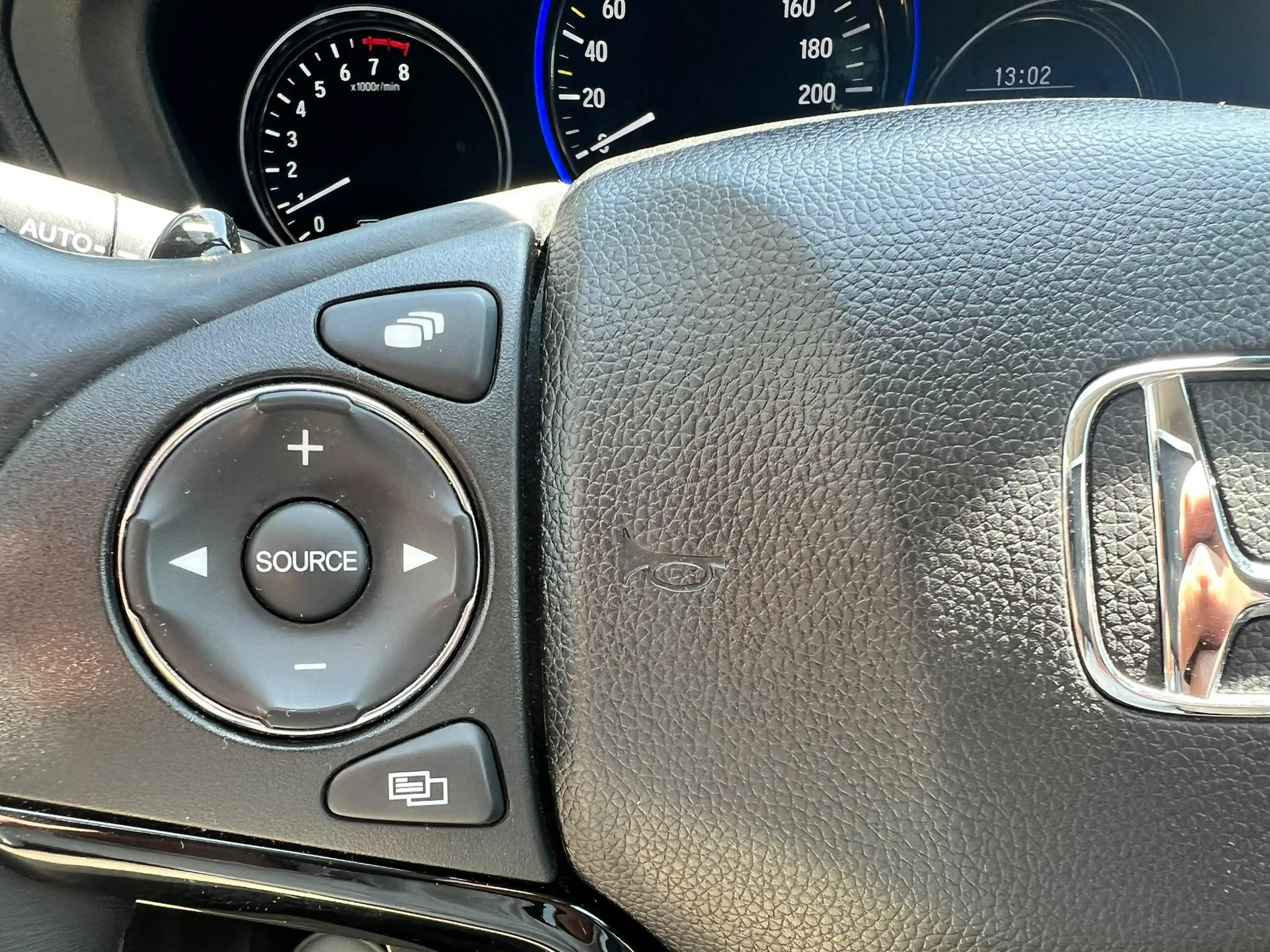 Honda HR-V 1.5 i-VTEC Executive AUTOMAAT | PANORAMADAK | A.CA — photo 28