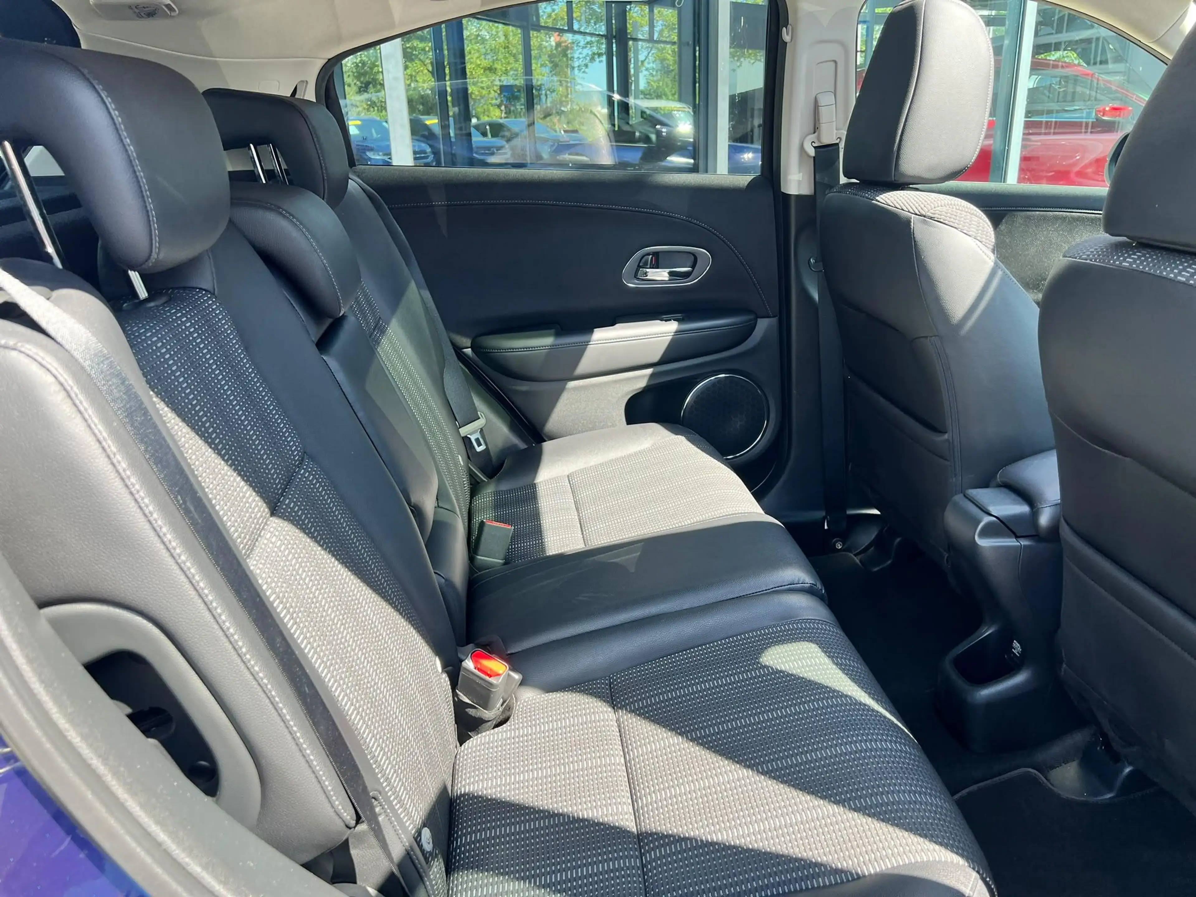 Honda HR-V 1.5 i-VTEC Executive AUTOMAAT | PANORAMADAK | A.CA — photo 20