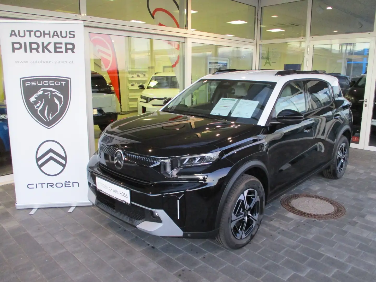 Citroen C3 Aircross Hybrid 145 MAX Schwarz - 1