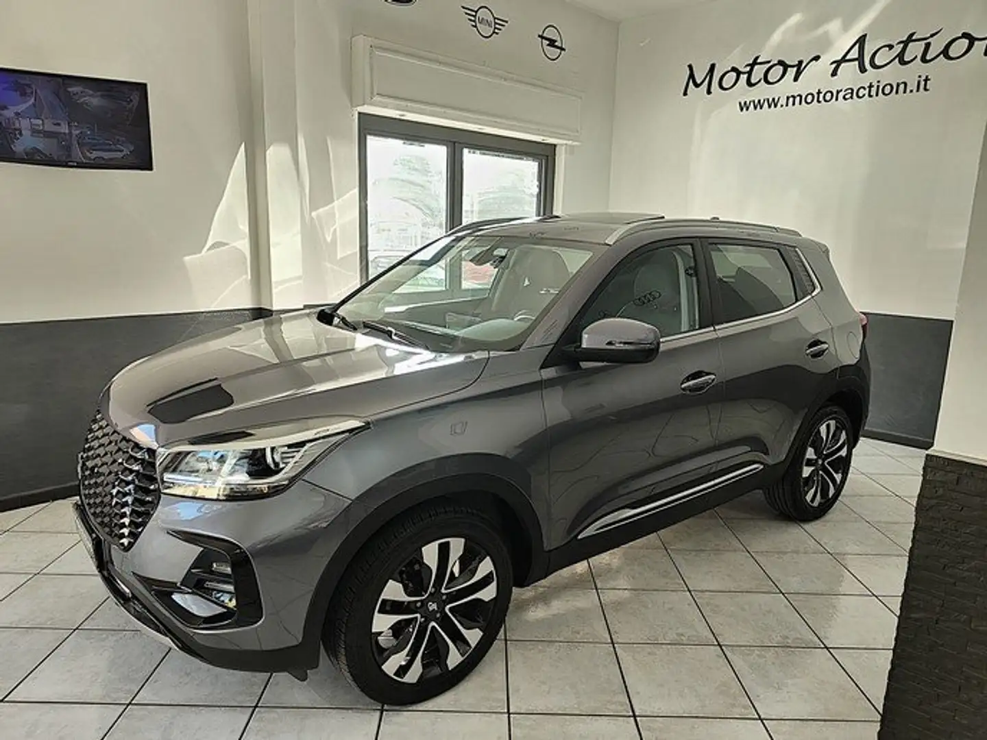 DR Automobiles DR5.0 1.5 turbo Gpl 155 cv cvt Grigio - 1