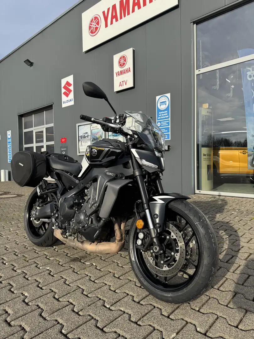 Yamaha MT-09 Isle of Men Edition mit einigen Extras Negro - 1