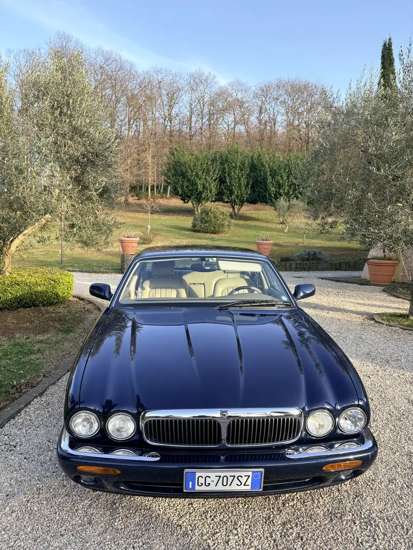 Jaguar XJ40 Executive - 2