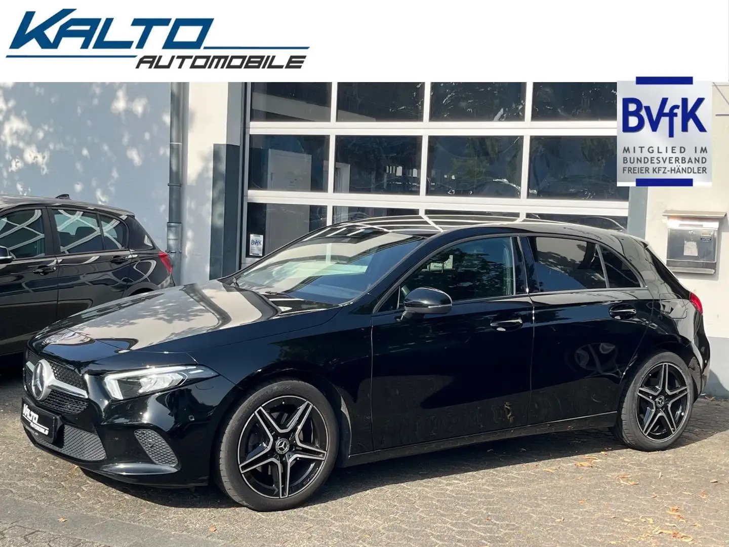 Mercedes-Benz A 200 d DCT Night WideScreen MBux LED Kam 18" AMG Schwarz - 2