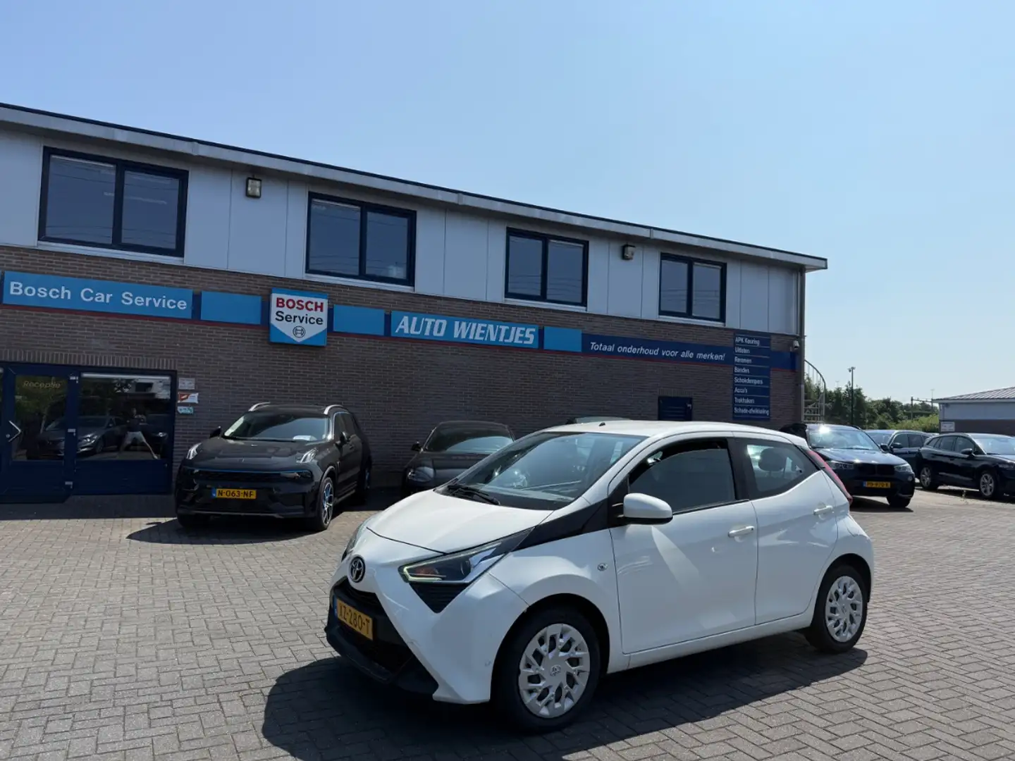 Toyota Aygo 1.0 VVT-i | X-Play 5-Drs | Airco | Navi Blanc - 2