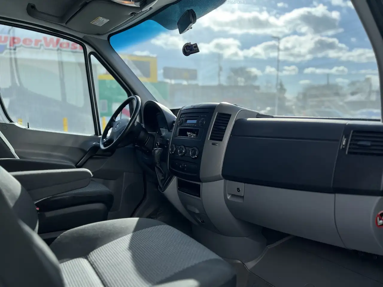 Mercedes-Benz Sprinter снимка Mercedes-Benz Sprinter