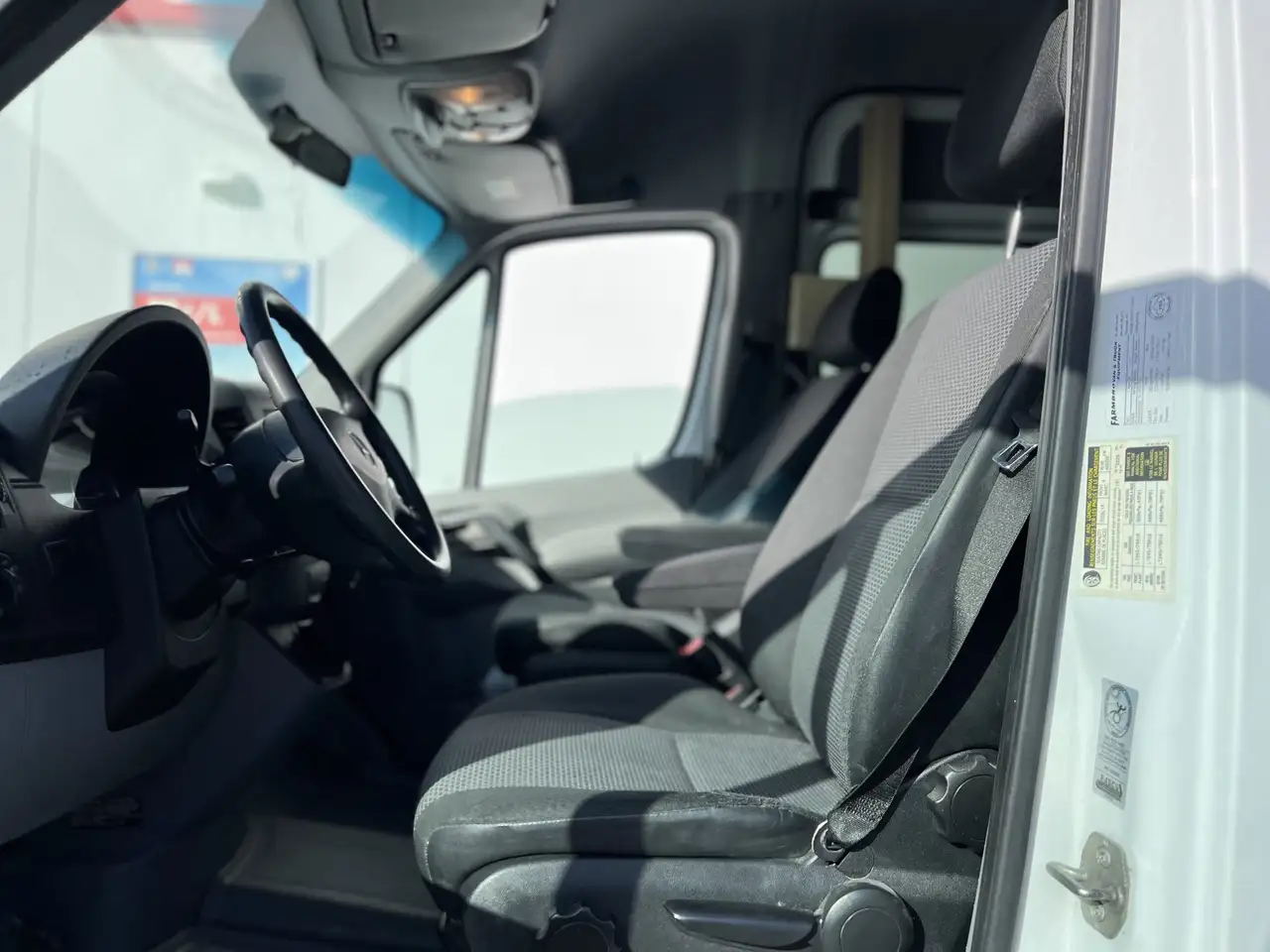 Mercedes-Benz Sprinter снимка Mercedes-Benz Sprinter