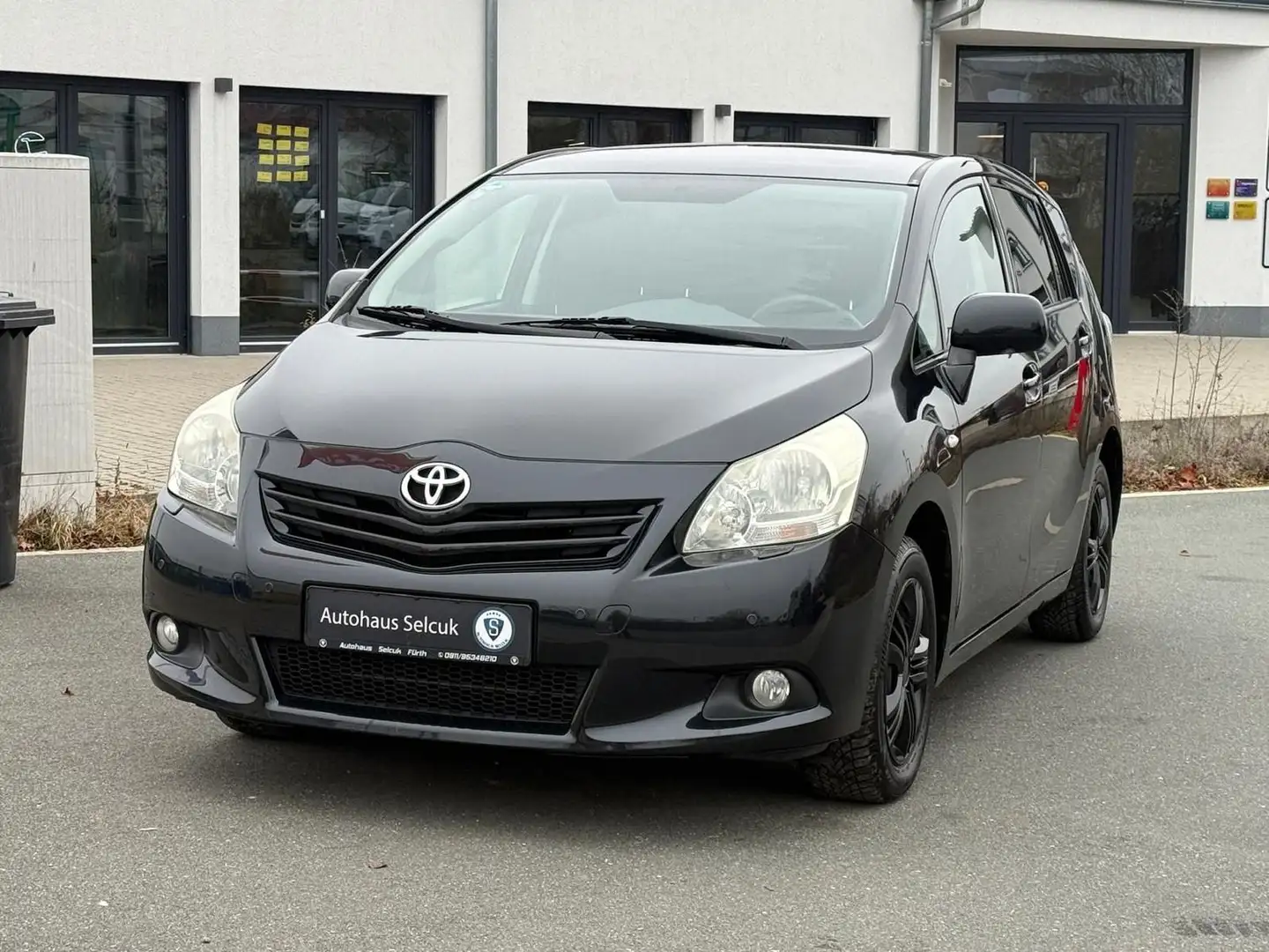 Toyota Verso Life *7-Sitzer*Pano*SHZ*PDC*Navi* Schwarz - 2