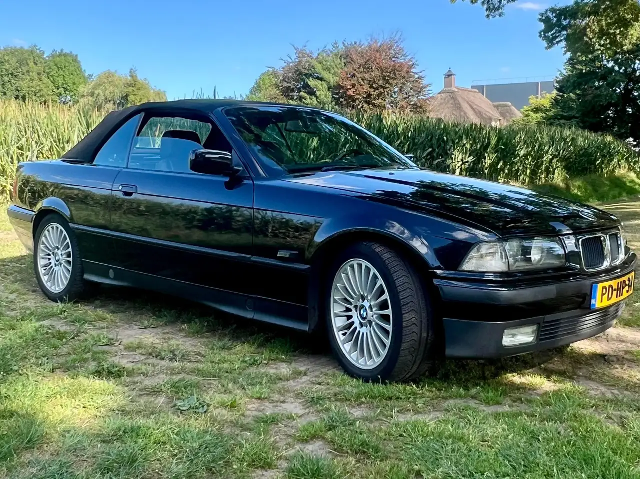 BMW 318 E36 cabrio Executive, foto 5