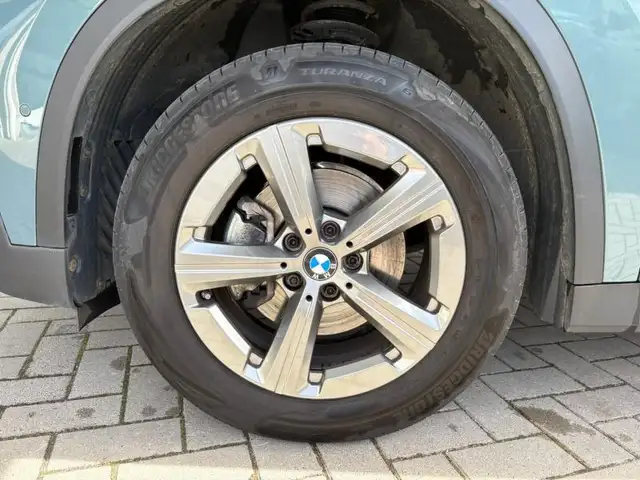 BMW X1 view 8