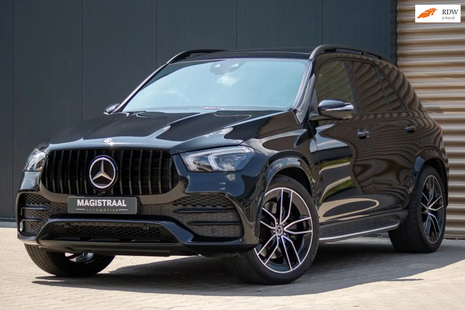 Mercedes-Benz GLE 450 4MATIC Premium Plus | AMG | Burmester | Stoeverwar Noir - 1