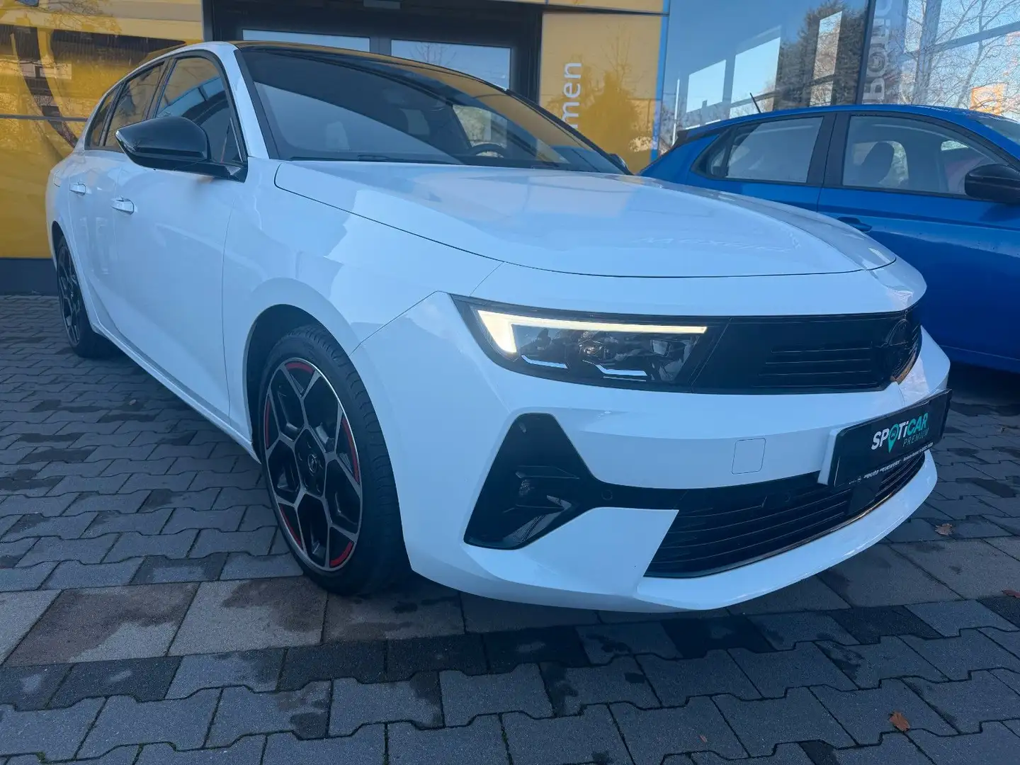 Opel Astra L ST Ultimate AT,AHK,Panodach,Werkswagen Blanc - 1