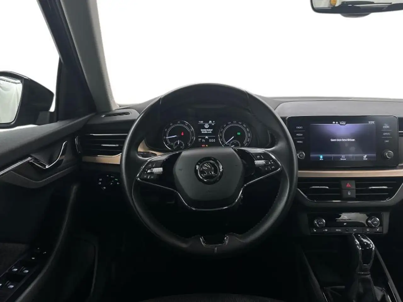 Skoda Kamiq 1.0 TSI — photo 8 sur 25
