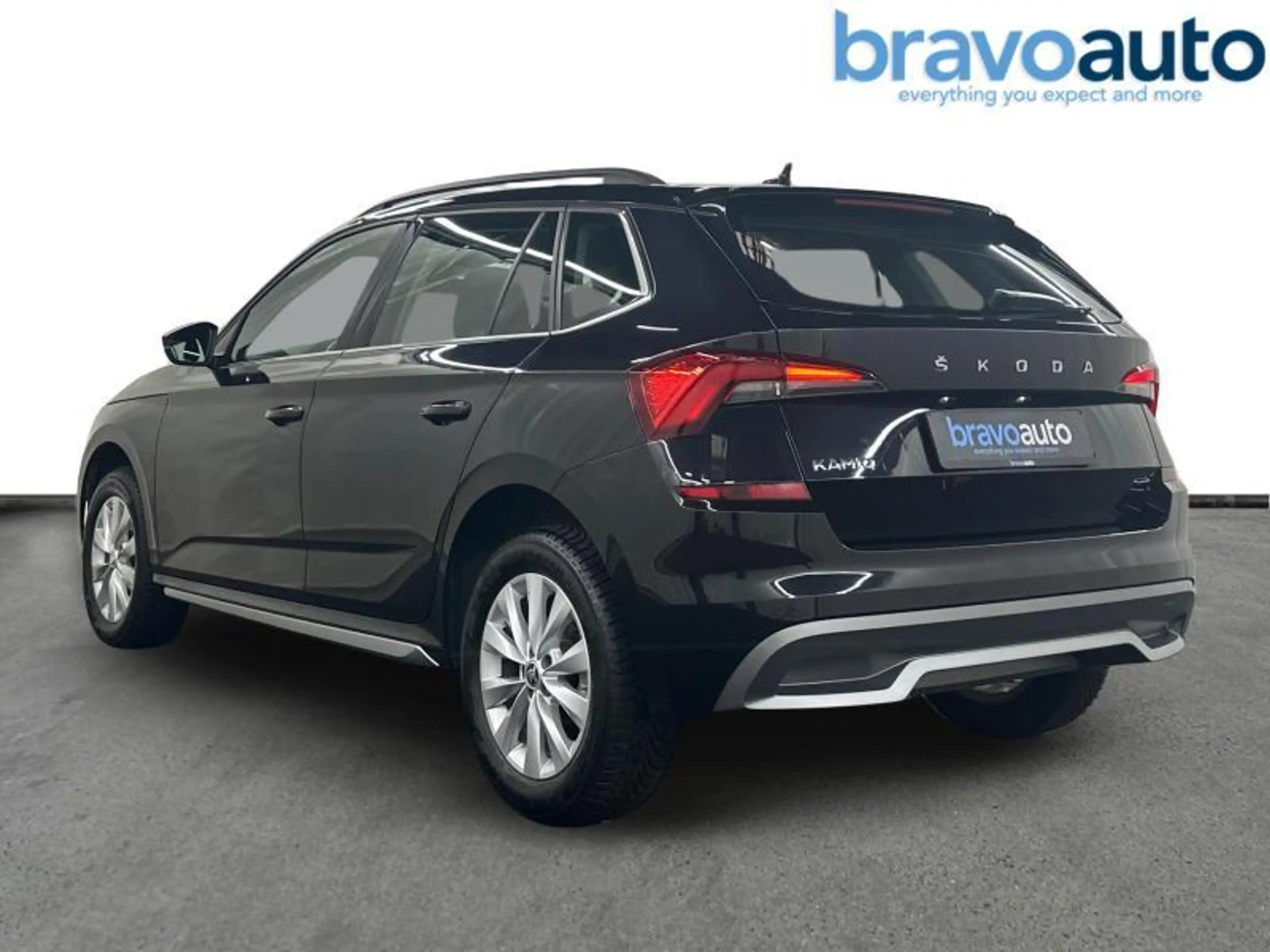 Skoda Kamiq DSG | heated seats | all seasons — photo 2