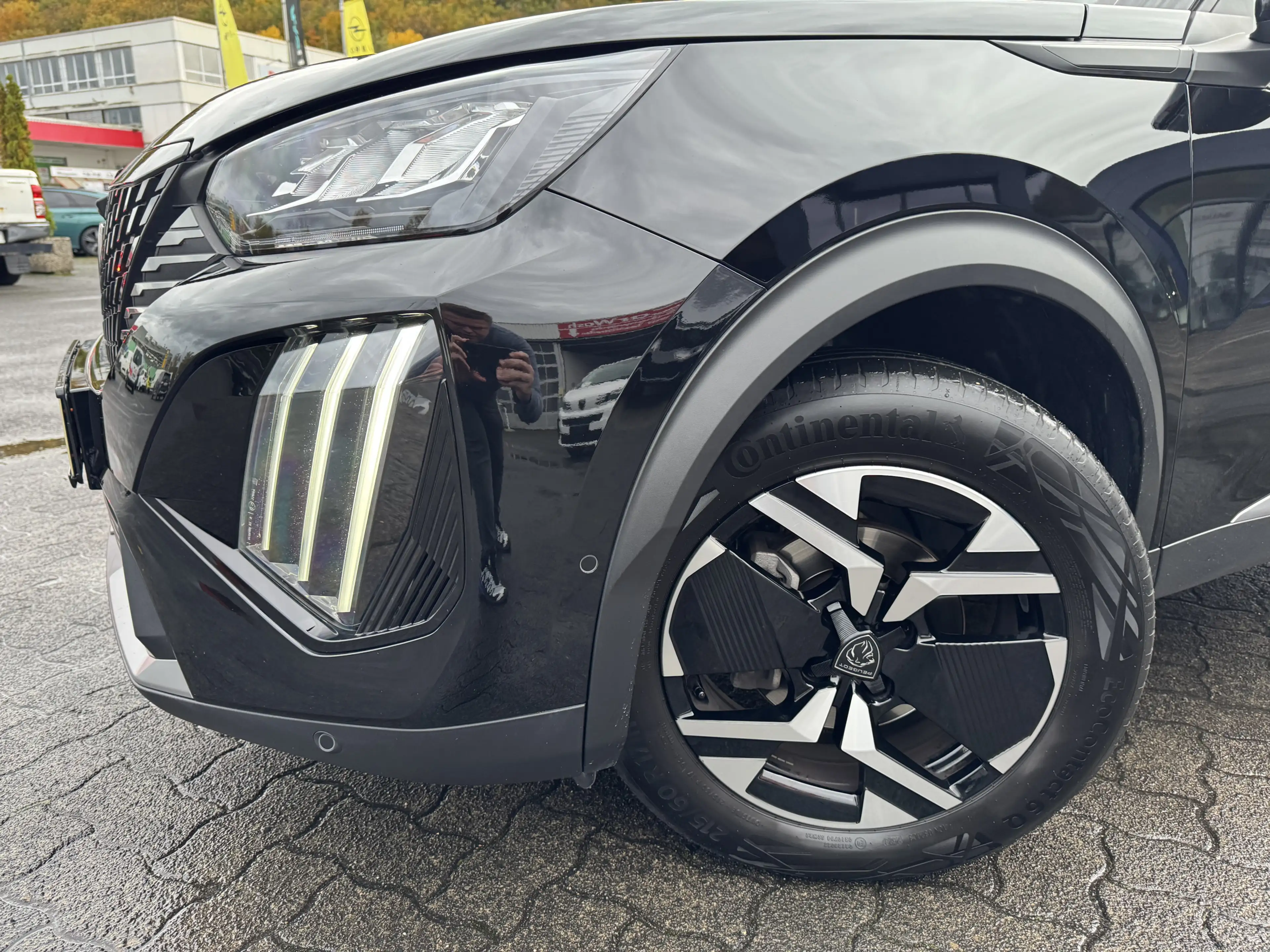 Peugeot 2008 Allure130AT8 | 360°-Kamera | Navi | Keyless — photo 2
