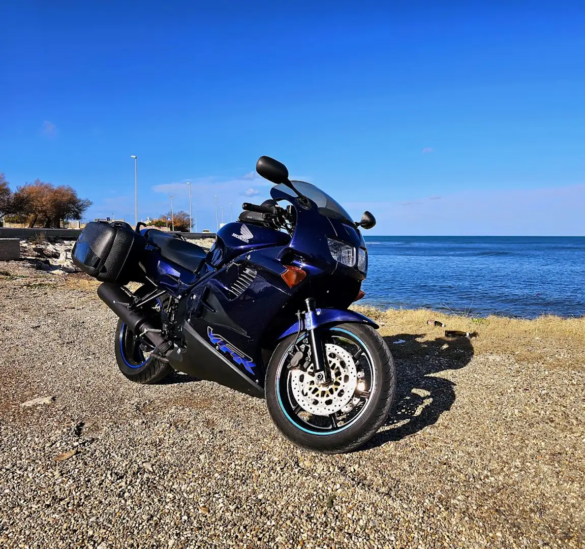 Honda VFR 750 Azul - 2