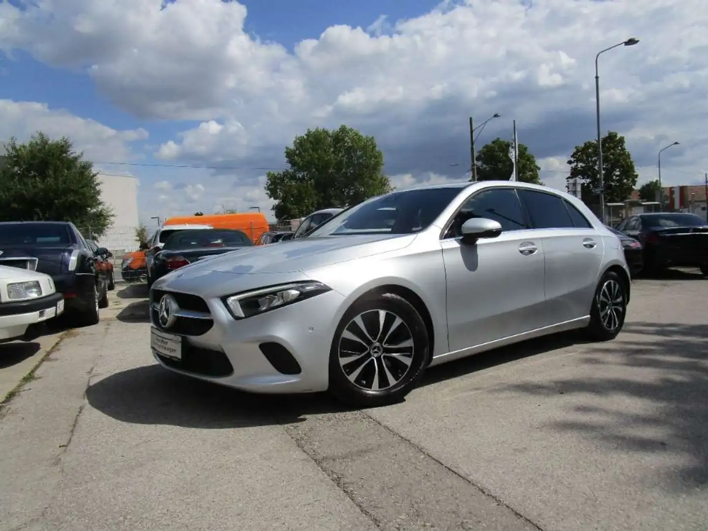 Mercedes-Benz A 200 Aut. Silber - 2