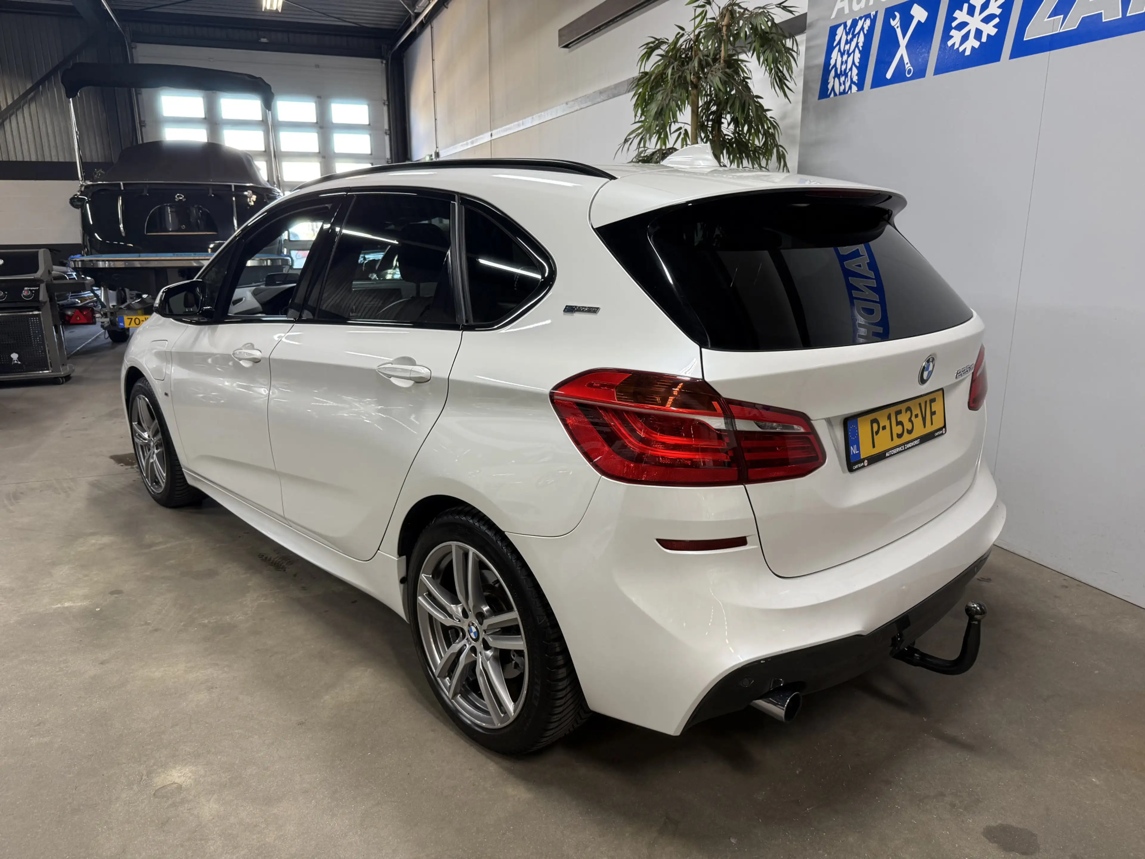 BMW 225 2-serie Active Tourer 225xe iPerformance High Exe. — photo 6