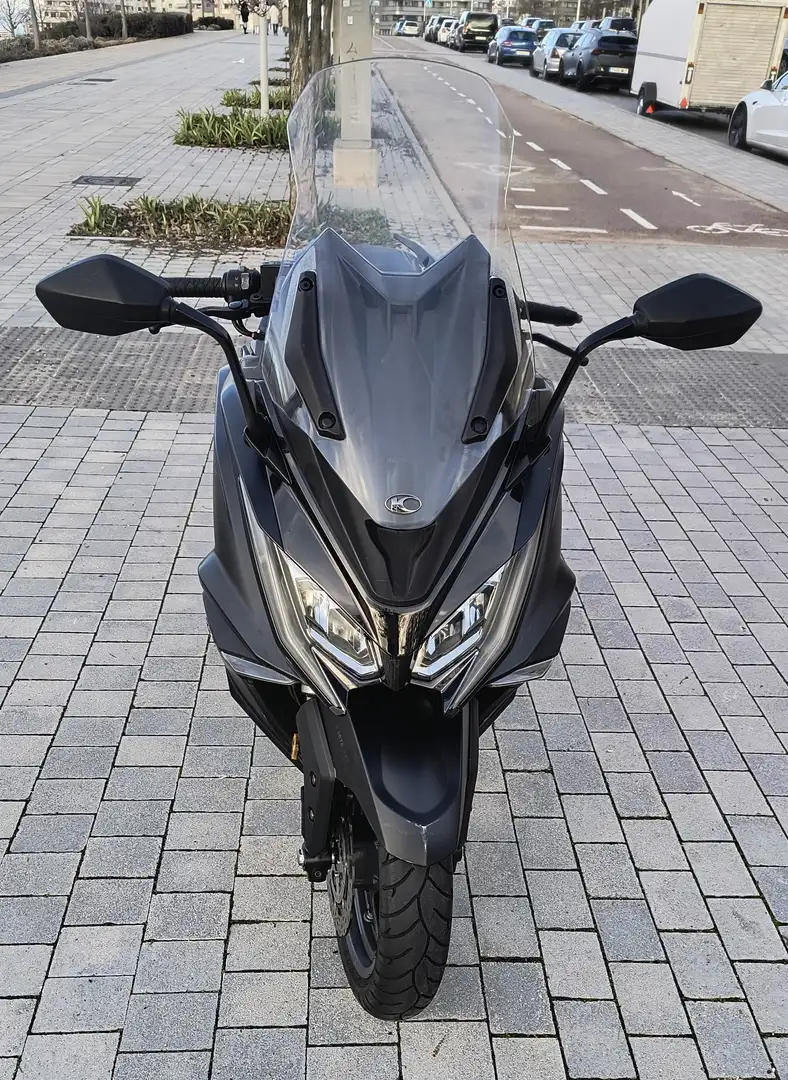 Kymco AK 550 Modelo original Negro - 2