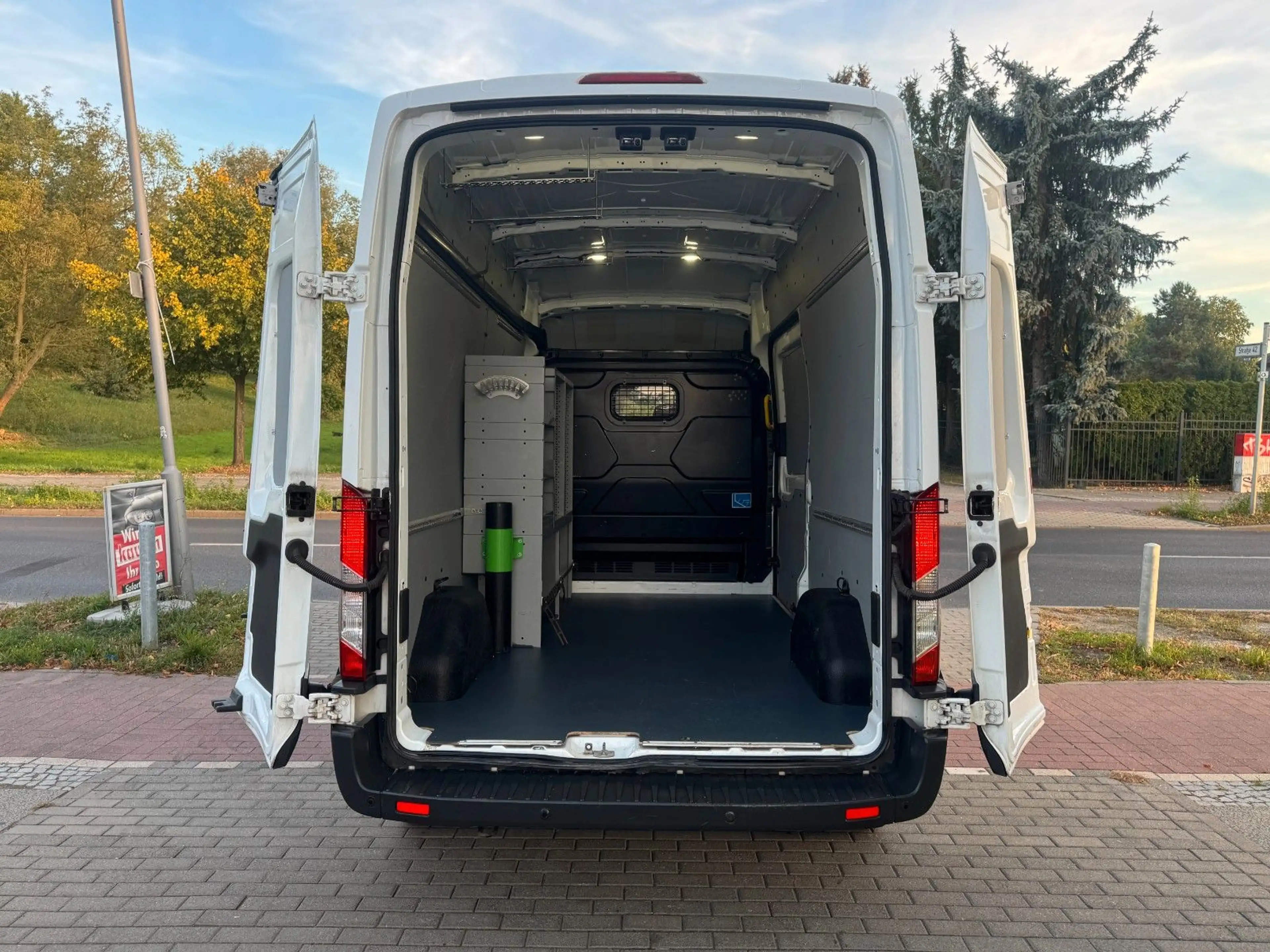 Ford Transit Kasten 350 L3H3 Trend*Navi*Kamera*3Sitze — photo 6