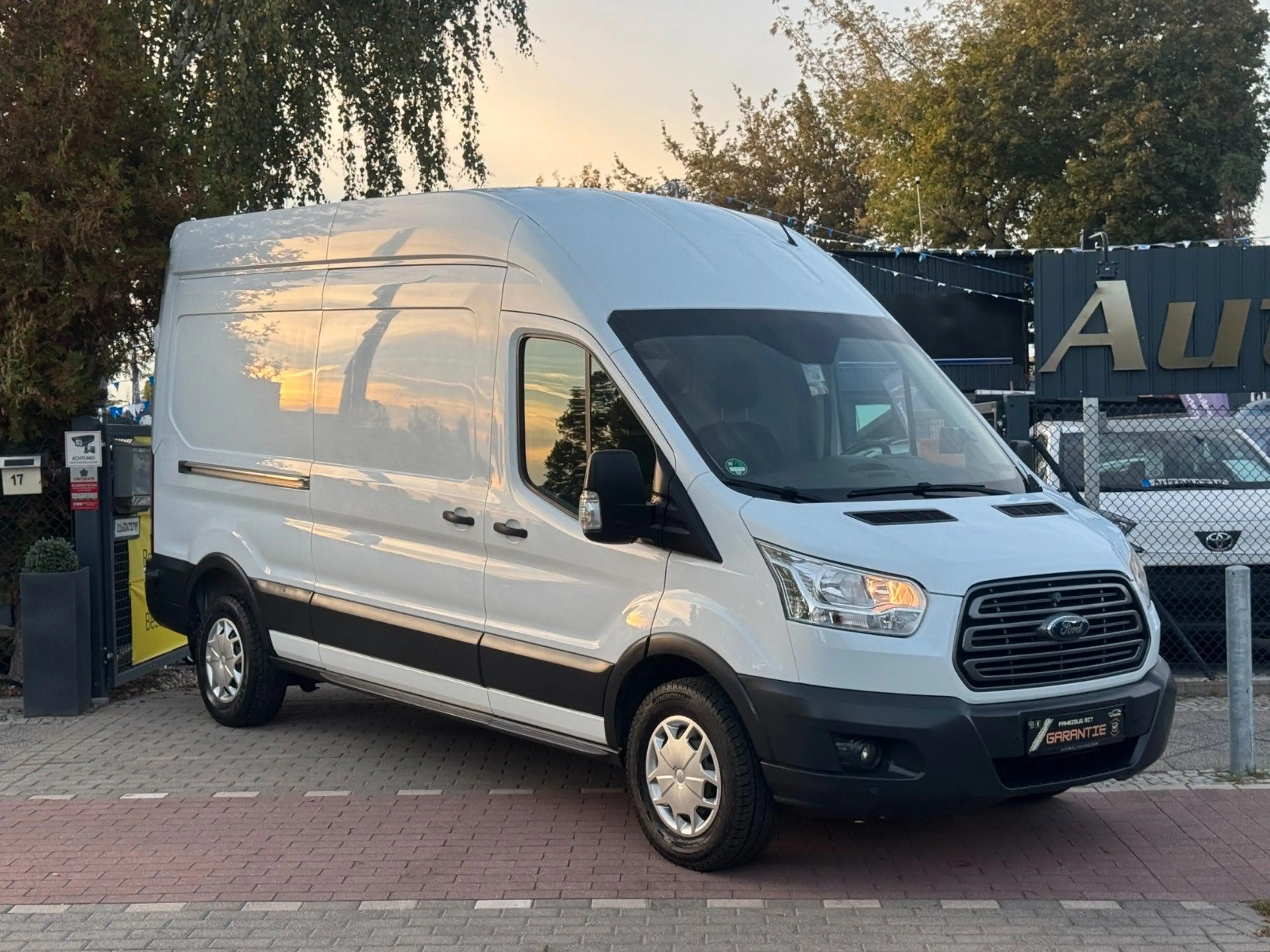 Ford Transit Kasten 350 L3H3 Trend*Navi*Kamera*3Sitze