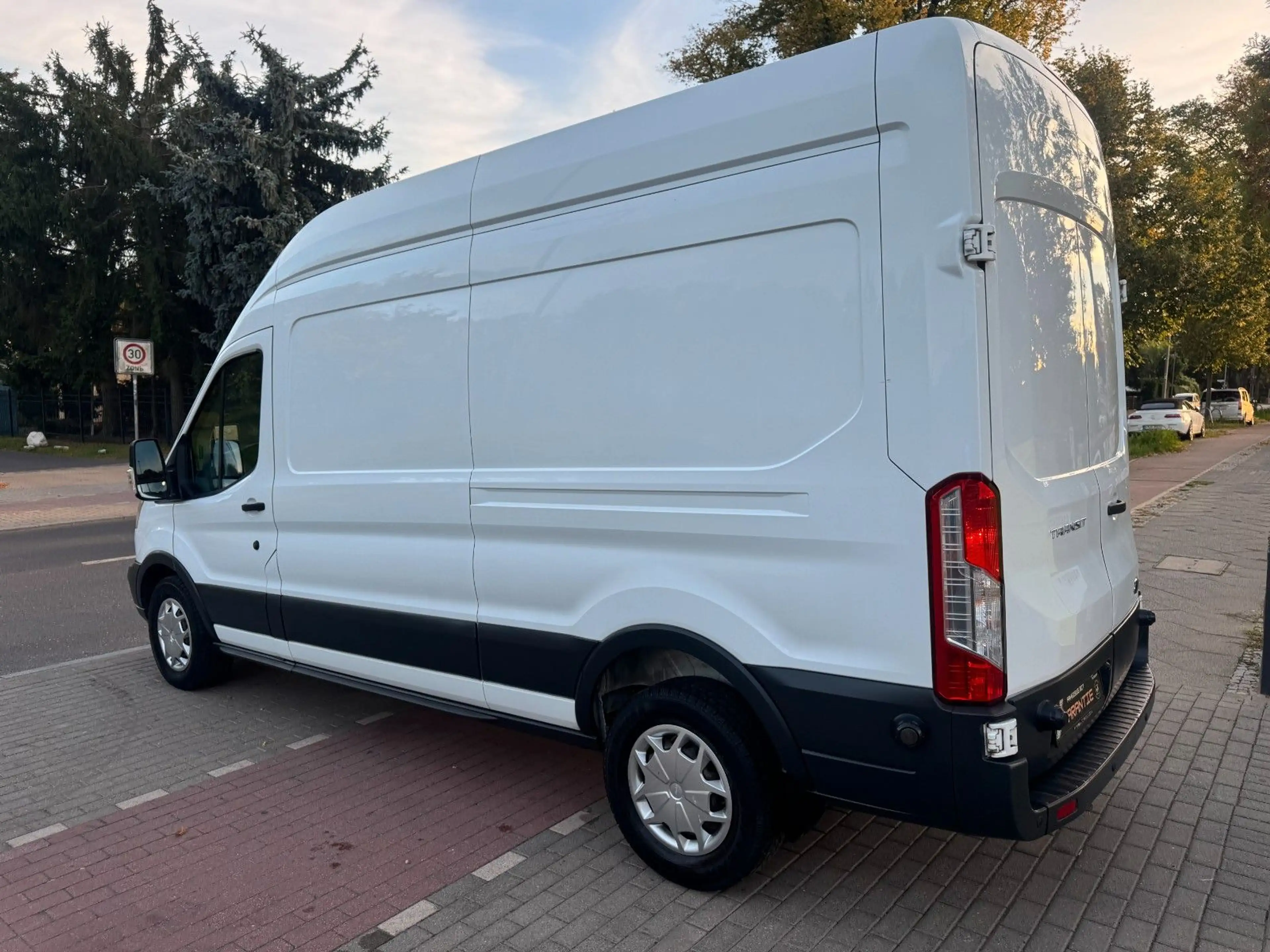Ford Transit Kasten 350 L3H3 Trend*Navi*Kamera*3Sitze — photo 9