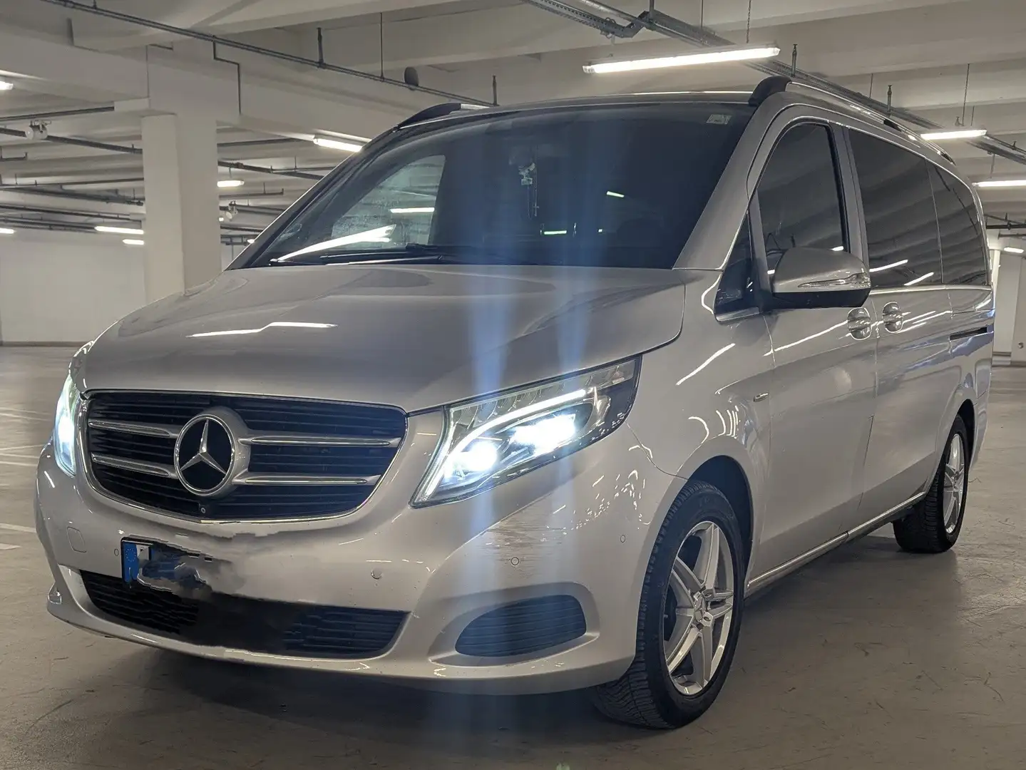 Mercedes-Benz V 250 V 250 (BlueTEC) d lang 7G-TRONIC Avantgarde Editio Argento - 2
