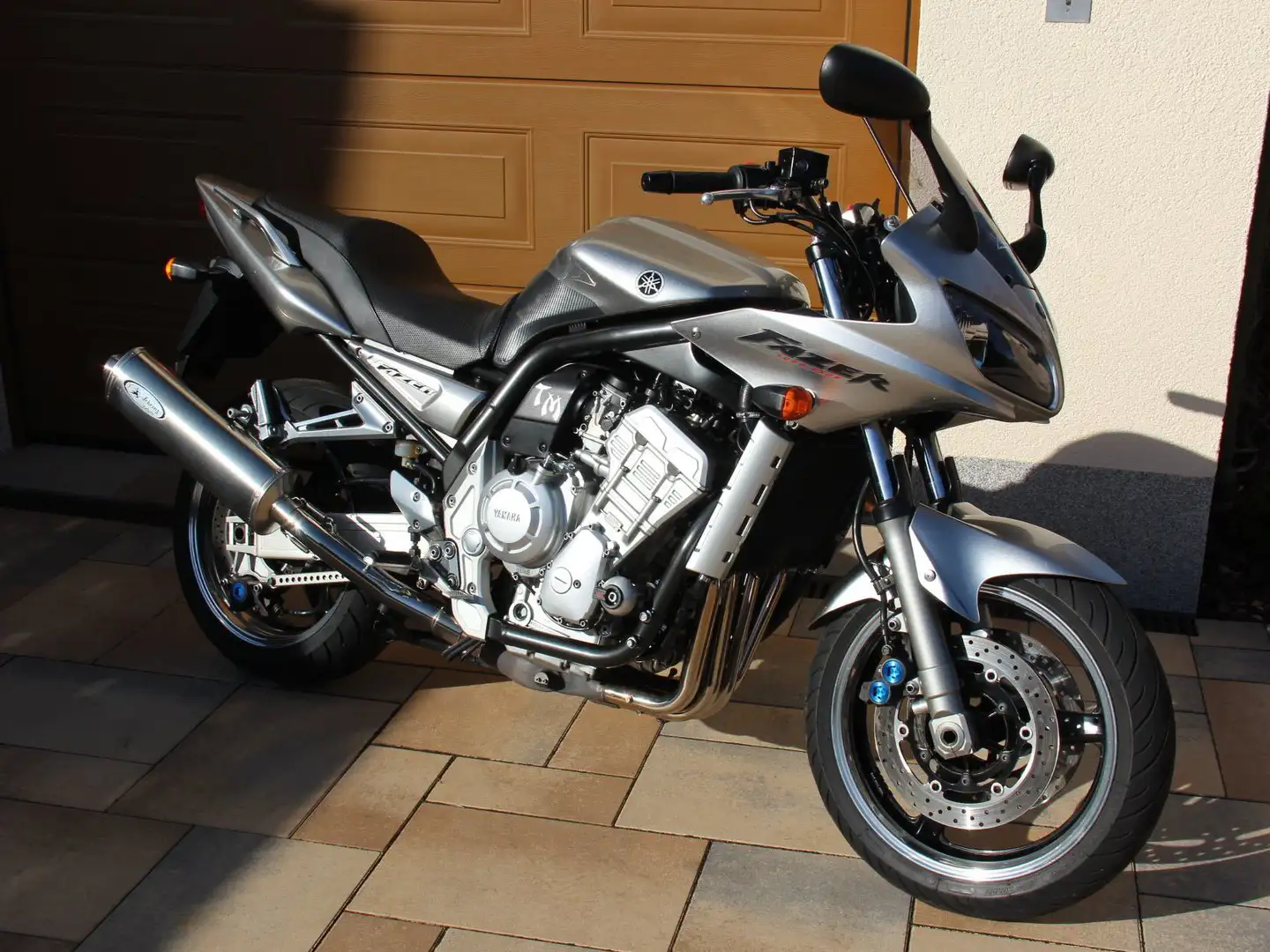 Yamaha FZS 1000 RN06 Argent - 1