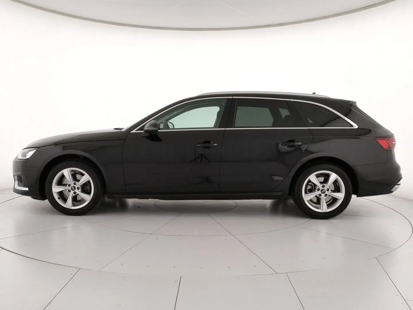 Audi A4 avant 35 2.0 tdi 163cv business advanced s tronic Nero - 2