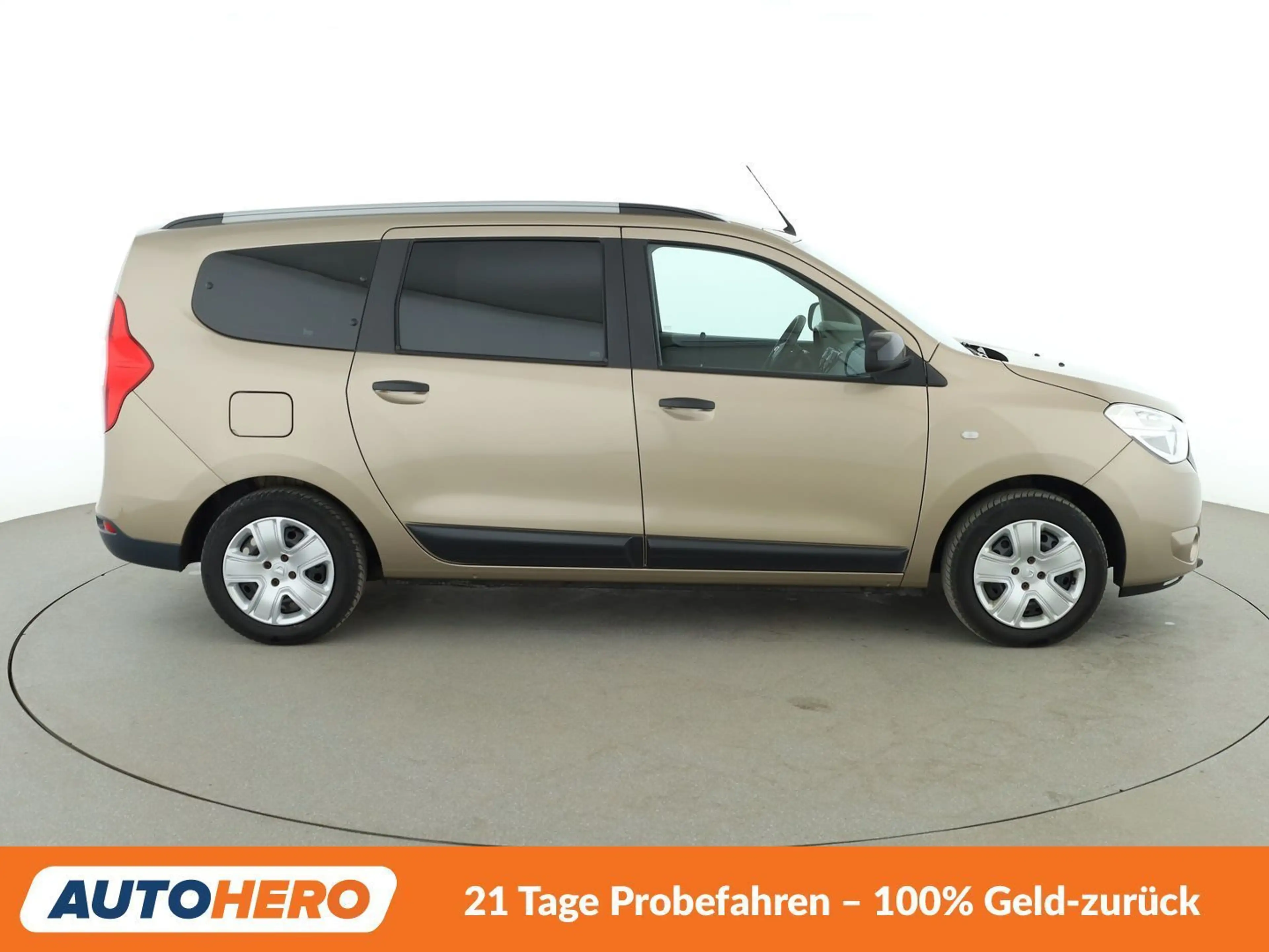 Dacia Lodgy 1.3 TCe Comfort *NAVI*TEMPO*PDC*SHZ*KLIMA* — photo 7