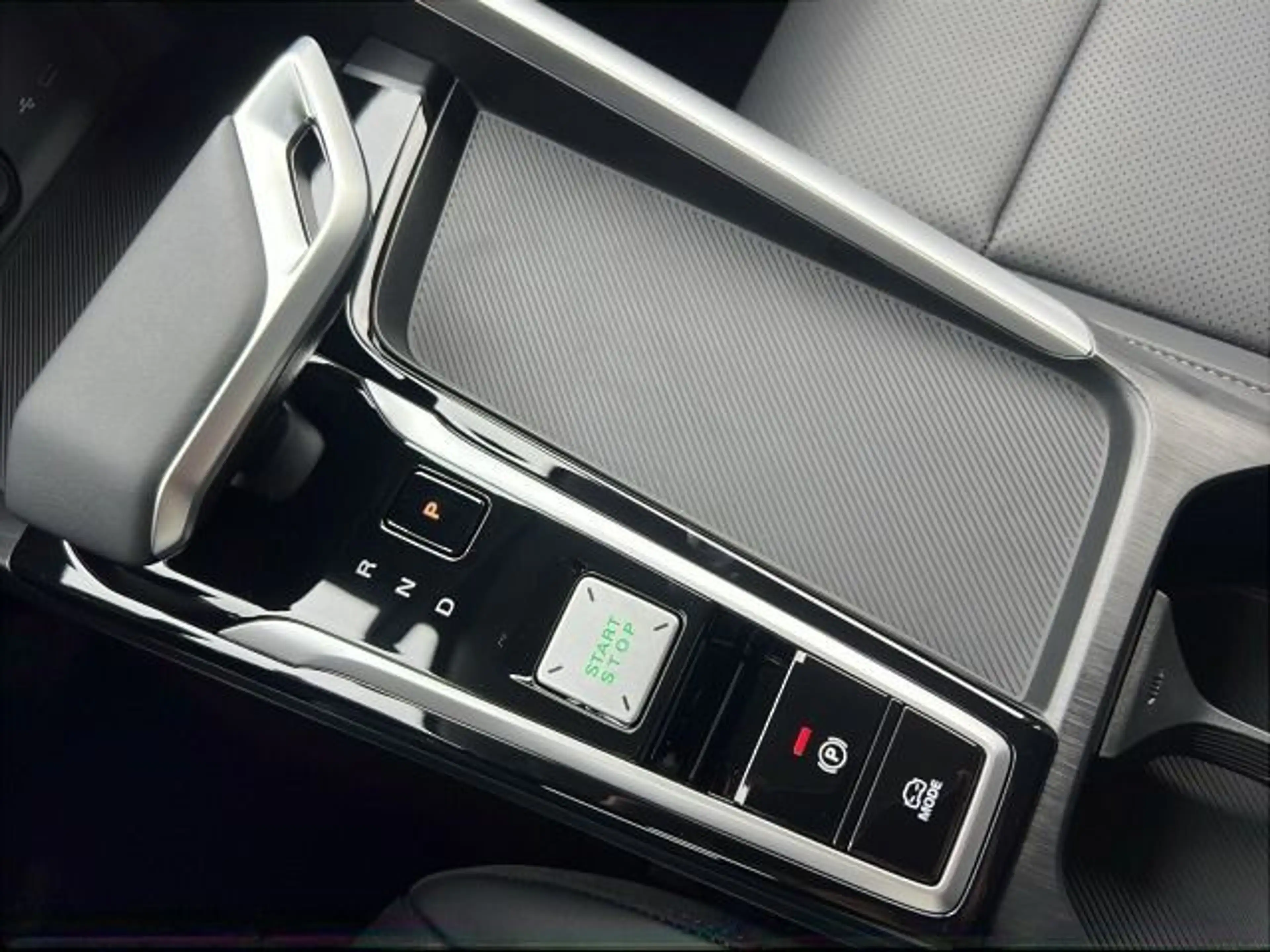 MG ZS MG ZS Hybrid+ LUXURY 360° LED SITZHZ LM18 NAV — photo 11